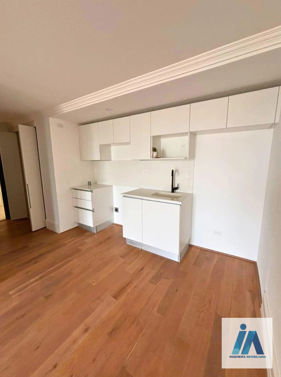 ⭕️ NUEVO PRECIO APARTAMENTO EN ALQUILER o VENTA📍 Edificio Céntrico, Zona 5 — Apartamento en Alquiler en Zona 5, Guatemala, Ciudad — foto 2 de 12