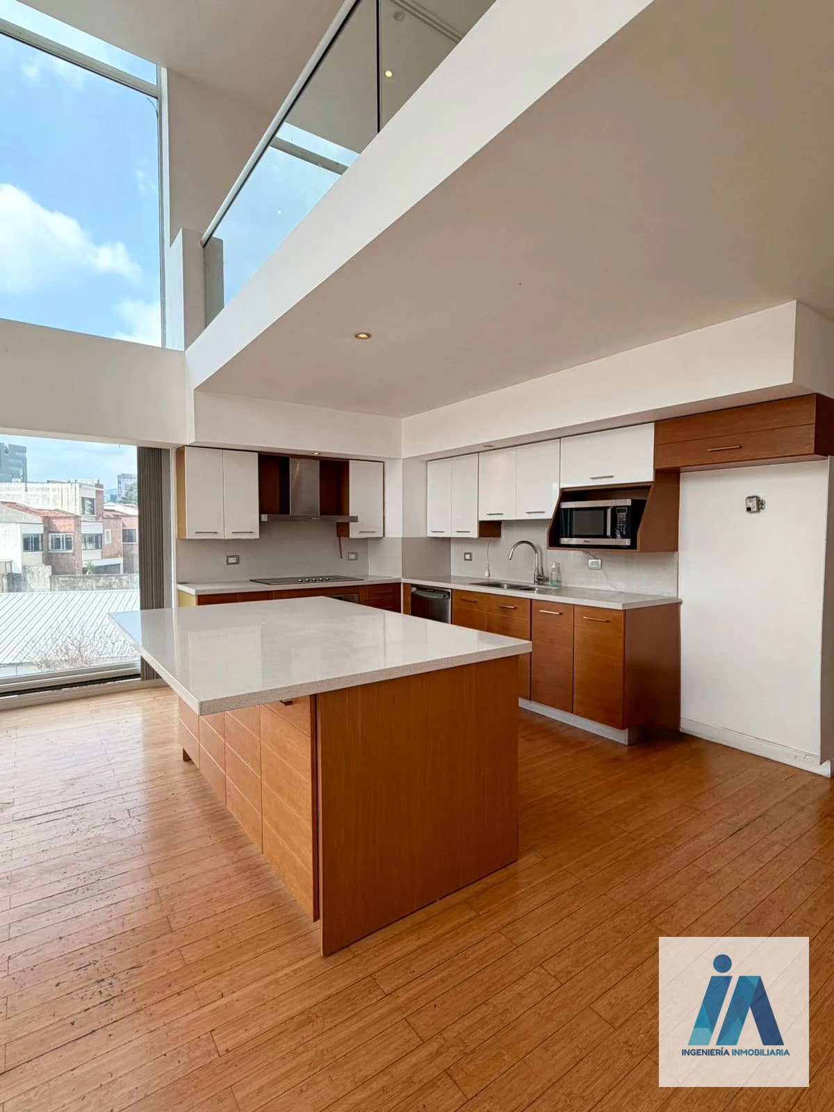 APARTAMENTO EN ALQUILER o VENTA📍 Edificio Atrium, zona 10 — Apartamento en Alquiler en Zona 10, Guatemala, Ciudad — foto 5 de 16