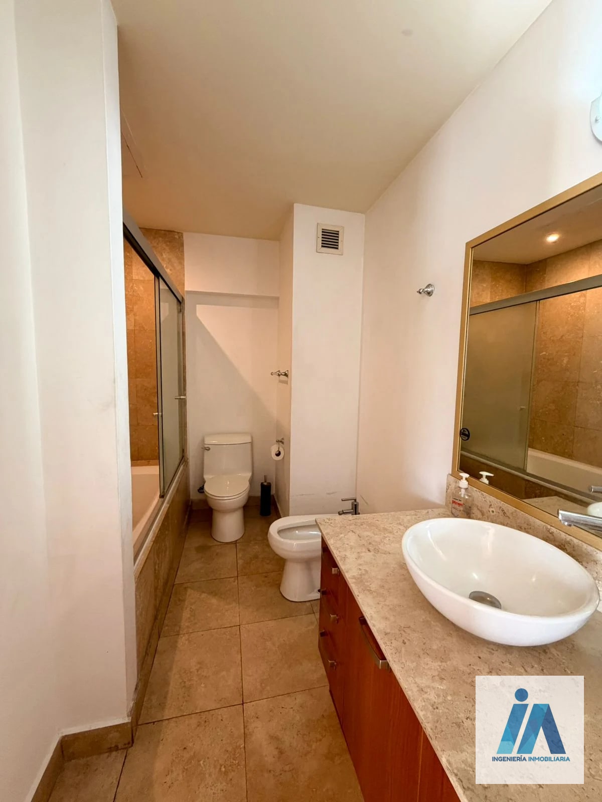 APARTAMENTO EN ALQUILER o VENTA📍 Edificio Atrium, zona 10 — Apartamento en Alquiler en Zona 10, Guatemala, Ciudad — foto 13 de 16