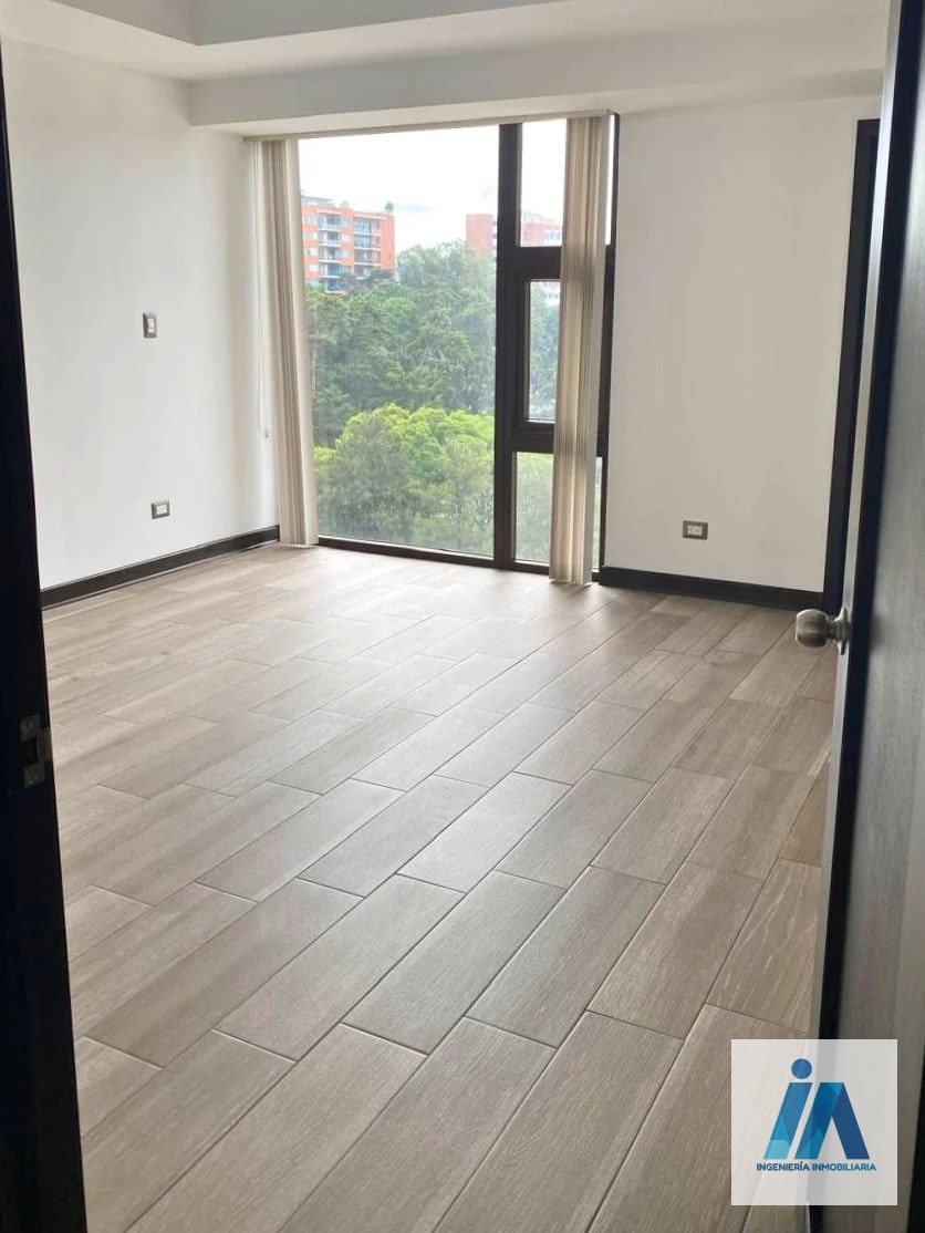 APARTAMENTO EN ALQUILER📍Edificio Tres 15, Zona 13 — Apartamento en Alquiler en Zona 13, Guatemala, Ciudad — foto 4 de 13