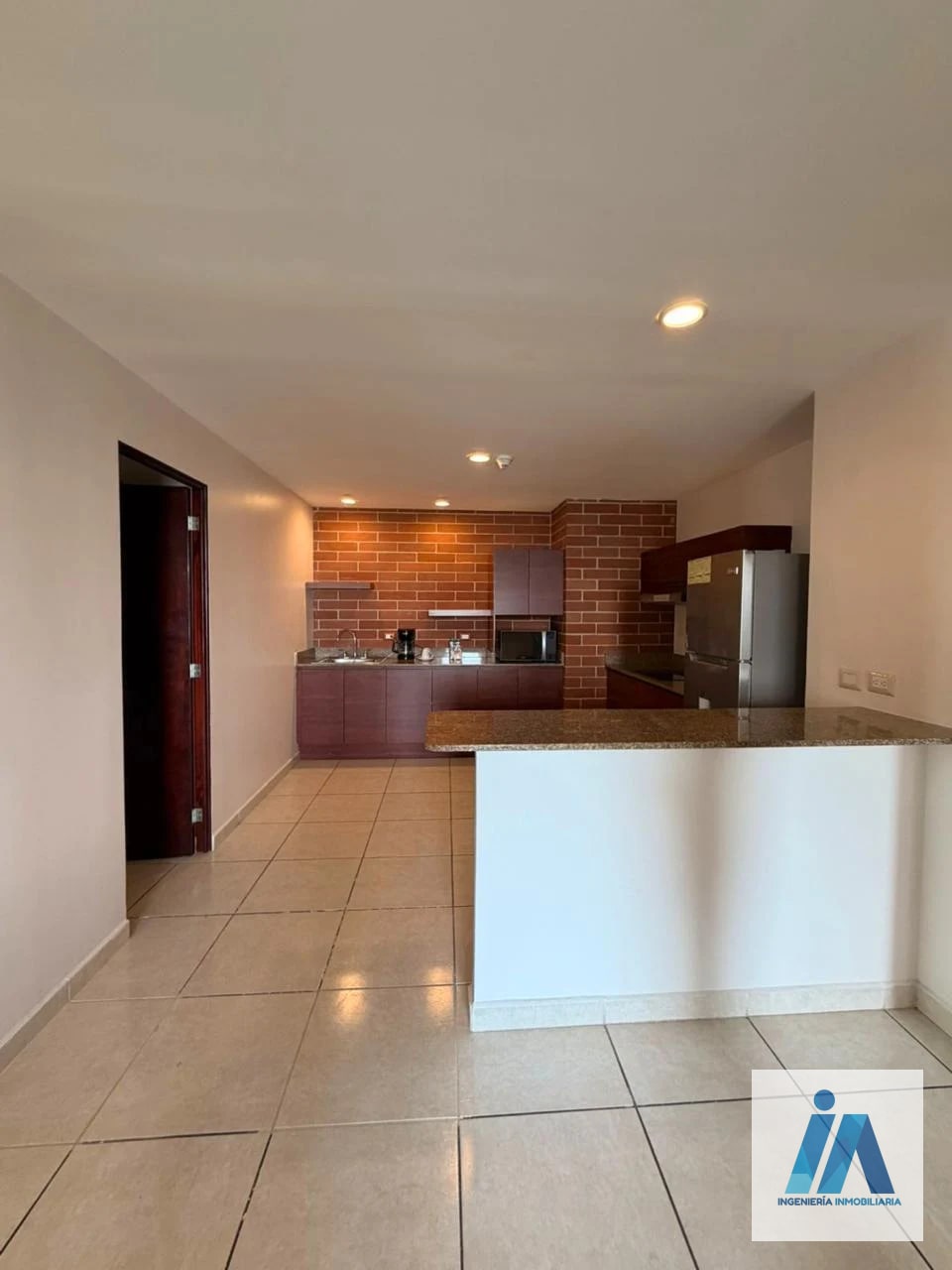 APARTAMENTO AMUEBLADO EN ALQUILER 📍 Edificio Adriatika, Zona 14 — Apartamento en Alquiler en Zona 14, Guatemala, Ciudad — foto 5 de 15