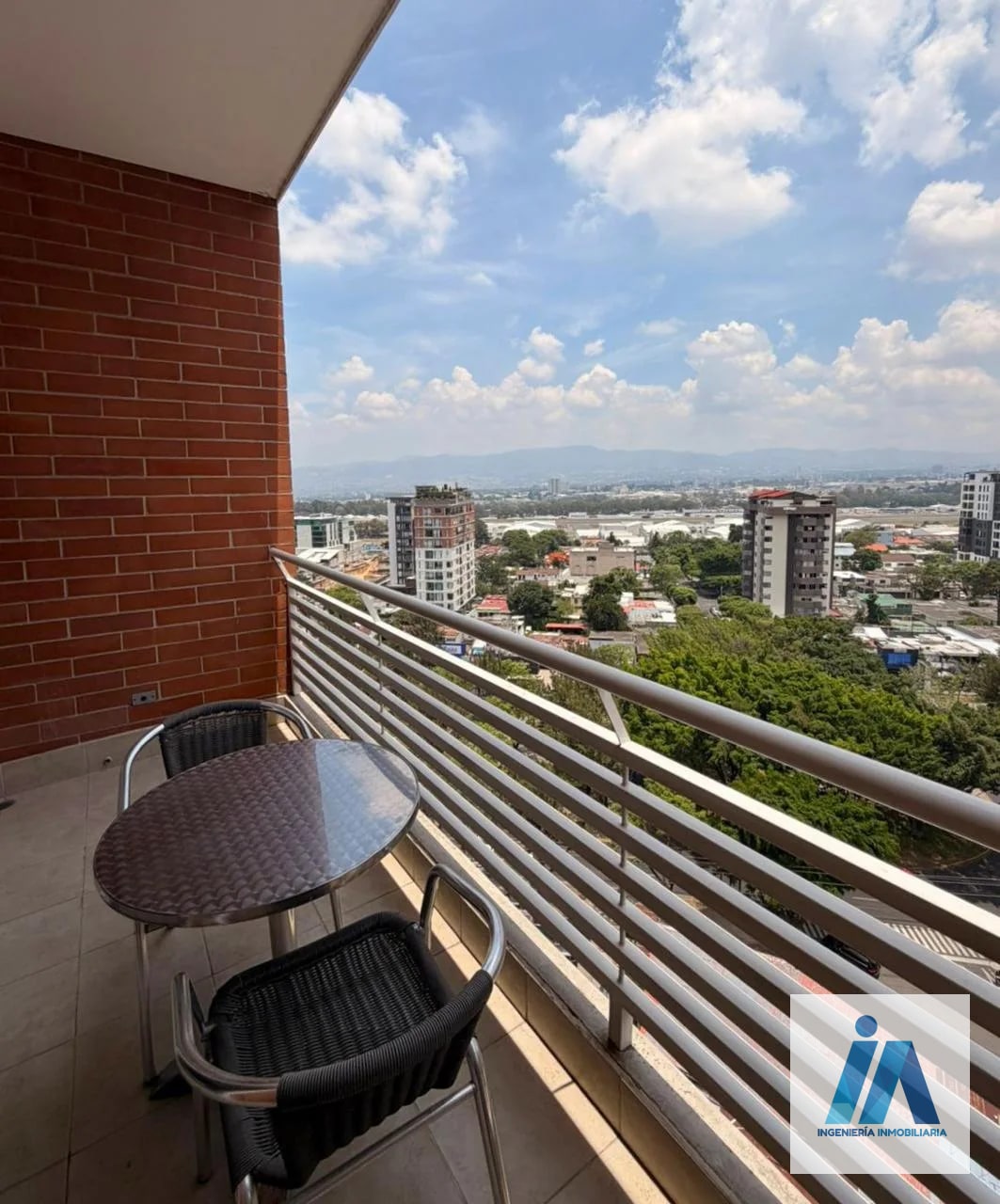 APARTAMENTO AMUEBLADO EN ALQUILER 📍Edificio Adriatika, Zona 14 — Apartamento en Alquiler en Zona 14, Guatemala, Ciudad — foto 6 de 13