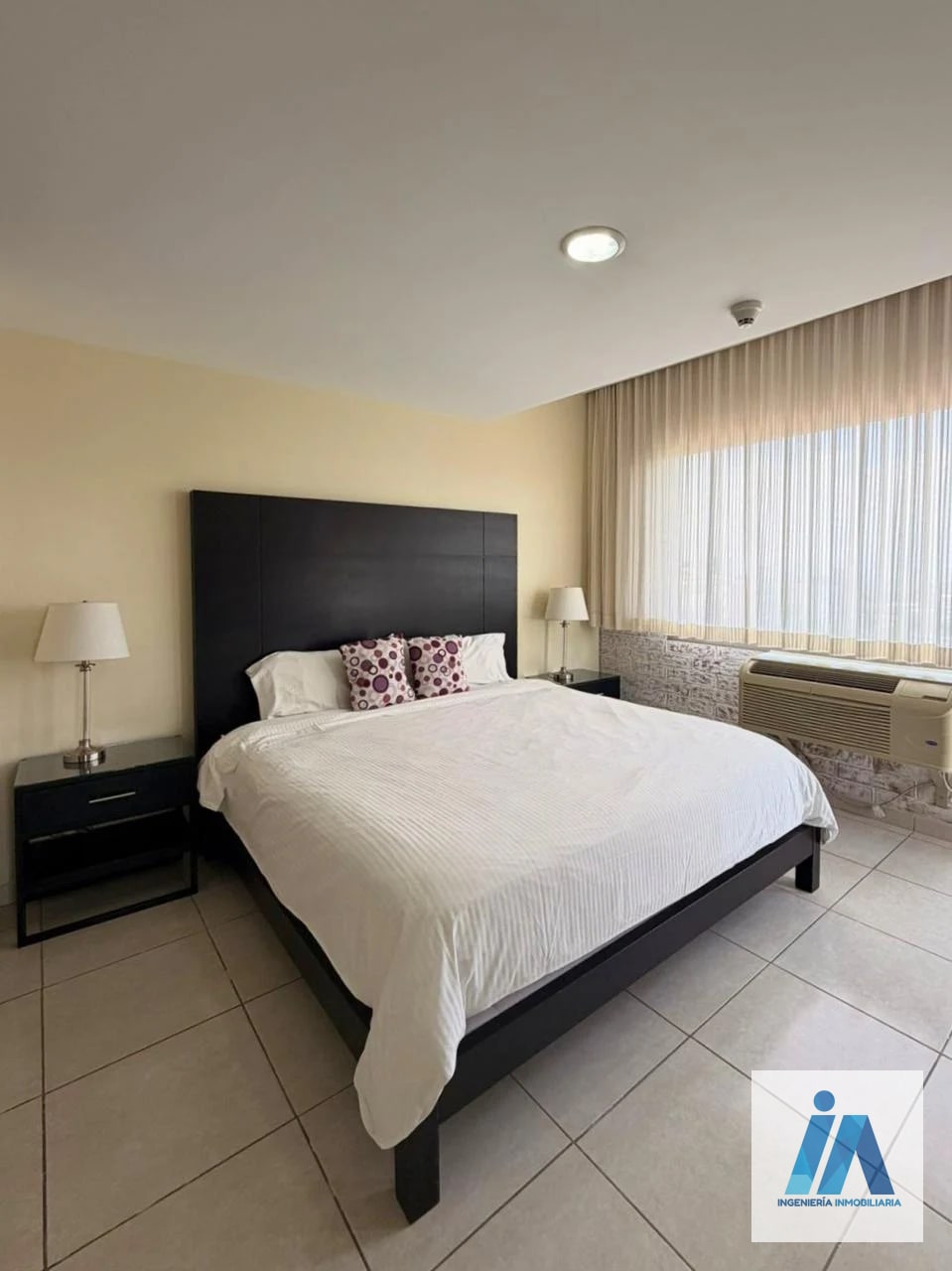APARTAMENTO AMUEBLADO EN ALQUILER 📍Edificio Adriatika, Zona 14 — Apartamento en Alquiler en Zona 14, Guatemala, Ciudad — foto 8 de 14