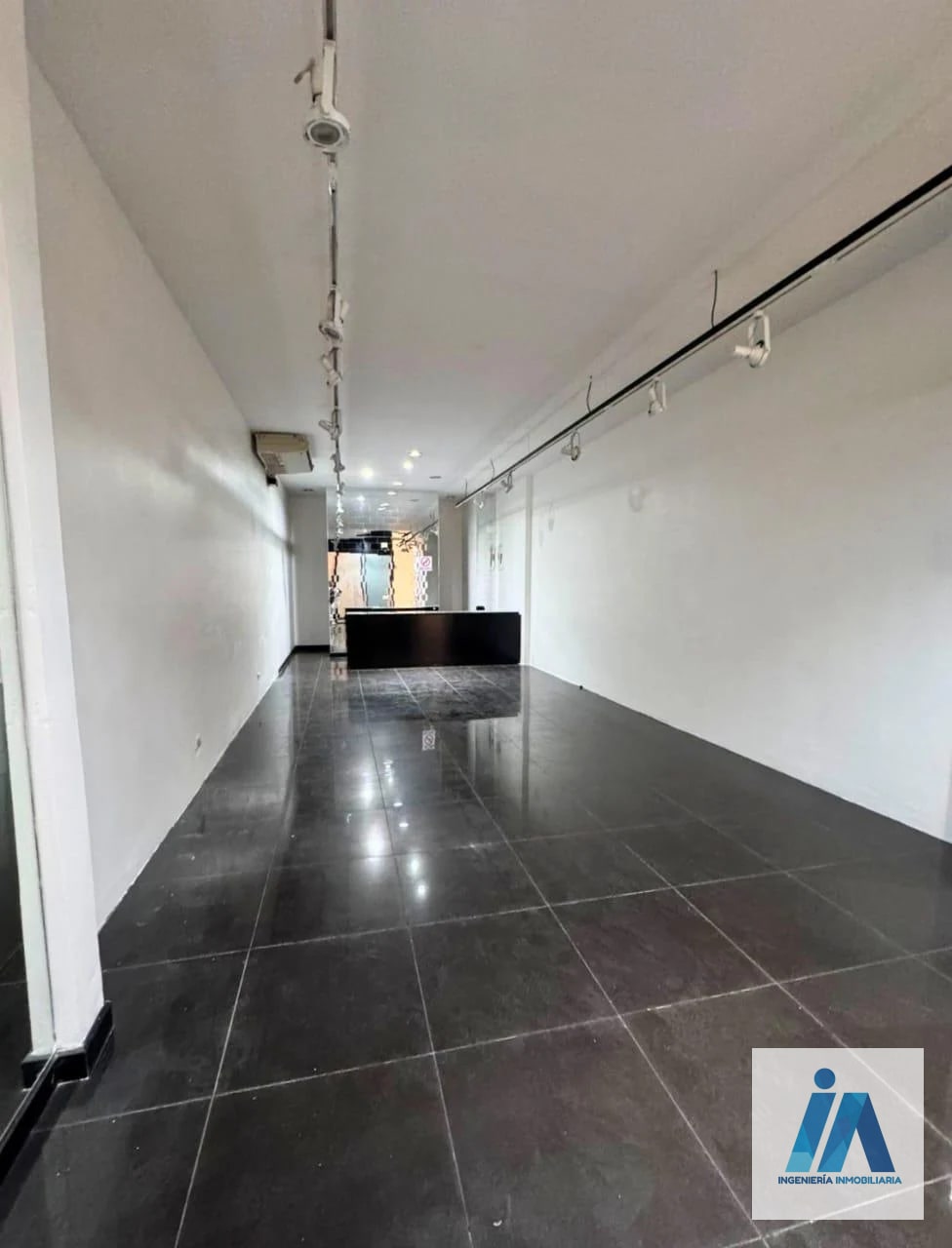 LOCAL COMERCIAL EN VENTA 📍Galerías La Pradera, Zona 10 — Local en Venta en Zona 10, Guatemala, Ciudad — foto 3 de 5