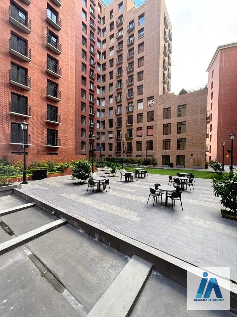 ⭕️ NUEVO PRECIO APARTAMENTO EN ALQUILER O VENTA📍Edificio Céntrico, Zona 5 — Apartamento en Alquiler en Zona 5, Guatemala, Ciudad — foto 1 de 12