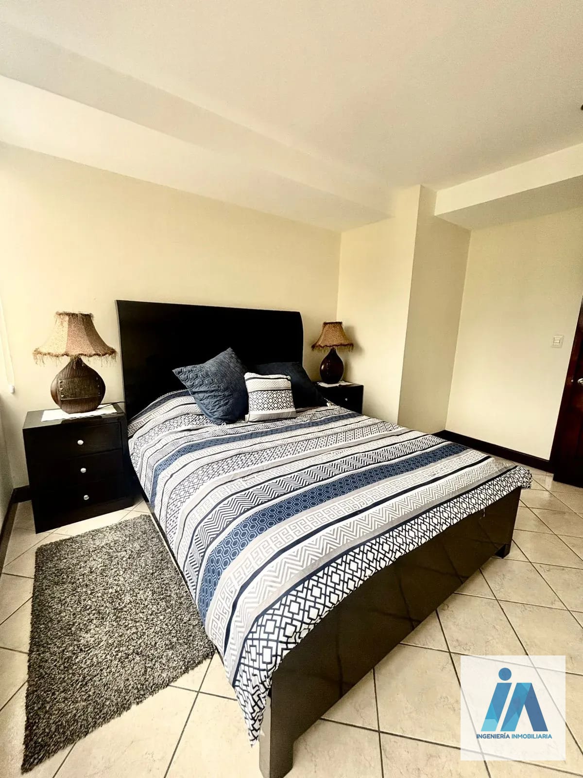 APARTAMENTO AMUEBLADO EN ALQUILER O VENTA📍 Edificio Milenia, zona 10 — Apartamento en Alquiler en Zona 10, Guatemala, Ciudad — foto 9 de 9