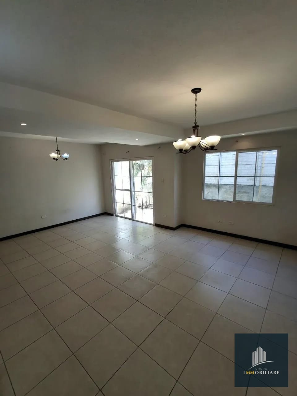 🏡 Casa en Renta en Zona 2, Guatemala —Condominio Rincones del Zapote — Casa en Alquiler en El Zapote, Zona 2, Guatemala, Ciudad — foto 5 de 17