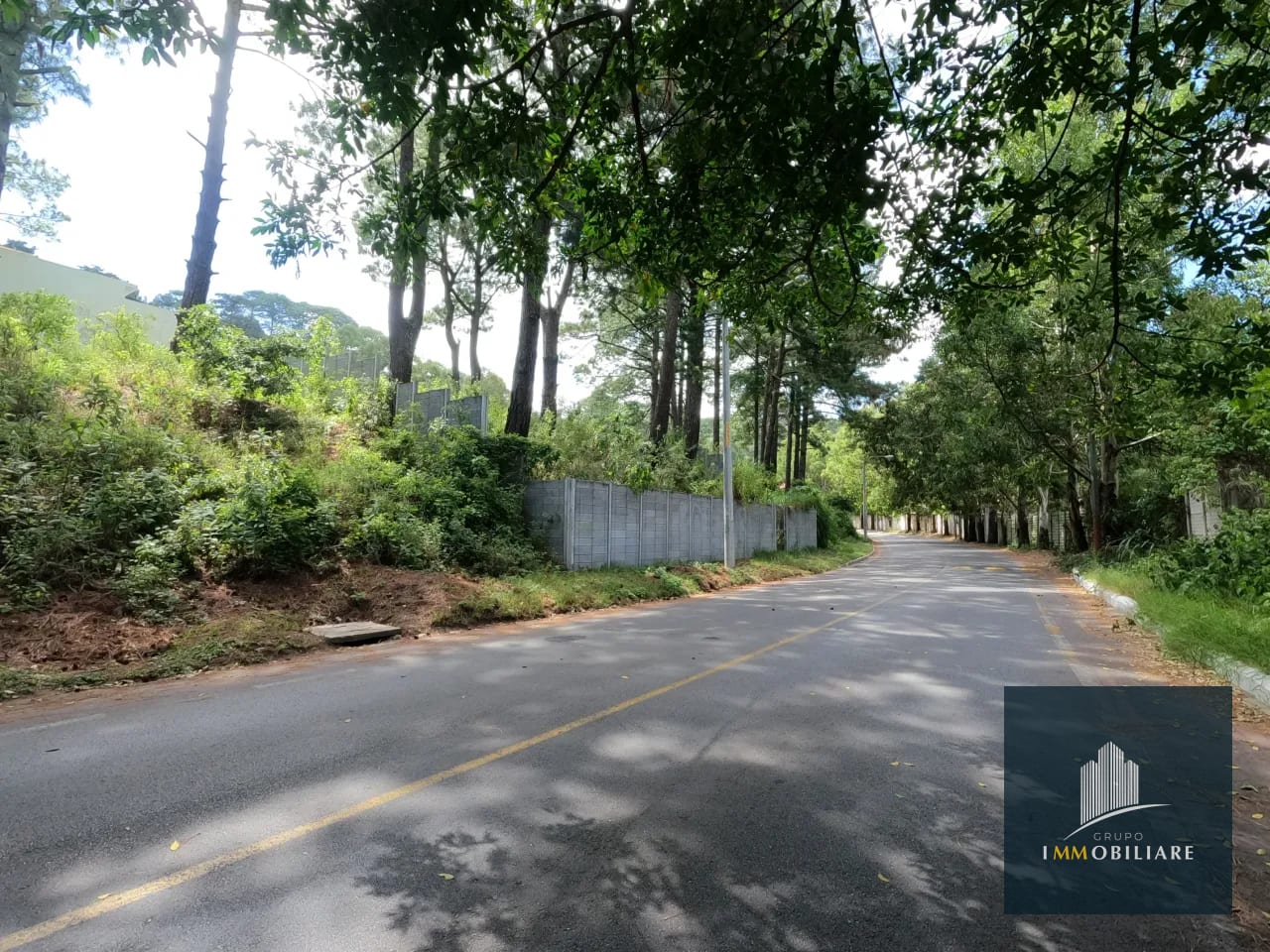 🏗️ Construye la Casa de tus Sueños en Zona 16: ✨ — Terreno en Venta en Kanajuyú, Zona 16, Guatemala, Ciudad — foto 6 de 15