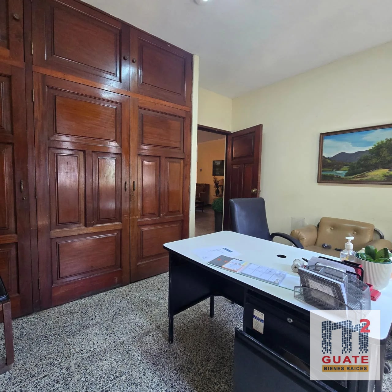 Oficina en Renta, Zona 10 — Oficina en Venta en Zona 10, Guatemala, Ciudad — foto 1 de 3