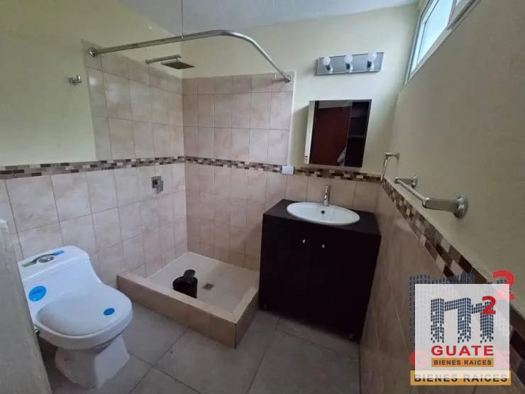 Casa en condominio en Renta, Zona 14 — Casa en Alquiler en Zona 14, Guatemala, Ciudad — foto 4 de 14