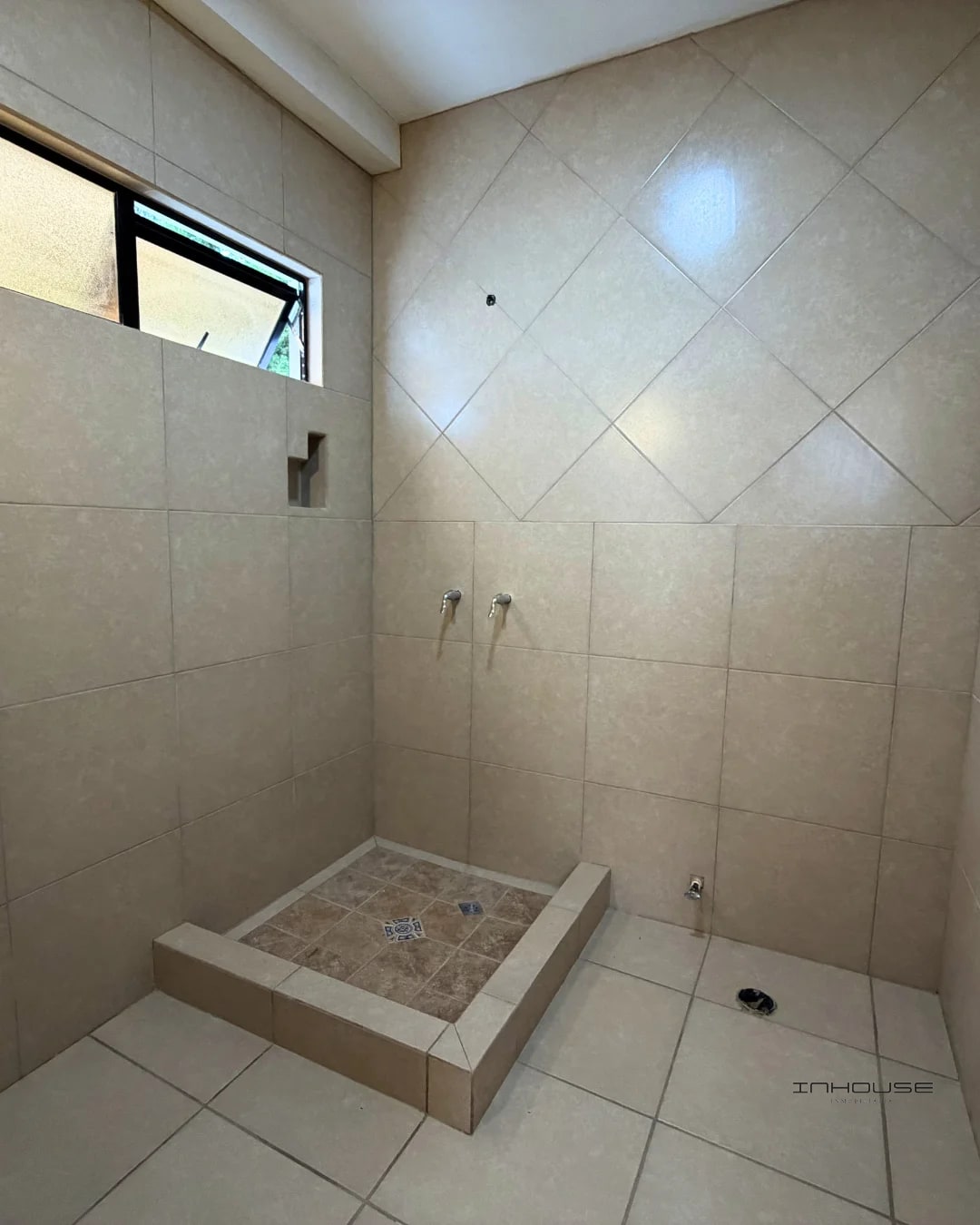 APARTAMENTO EN RENTA MUXBAL CON TERRAZA - 4