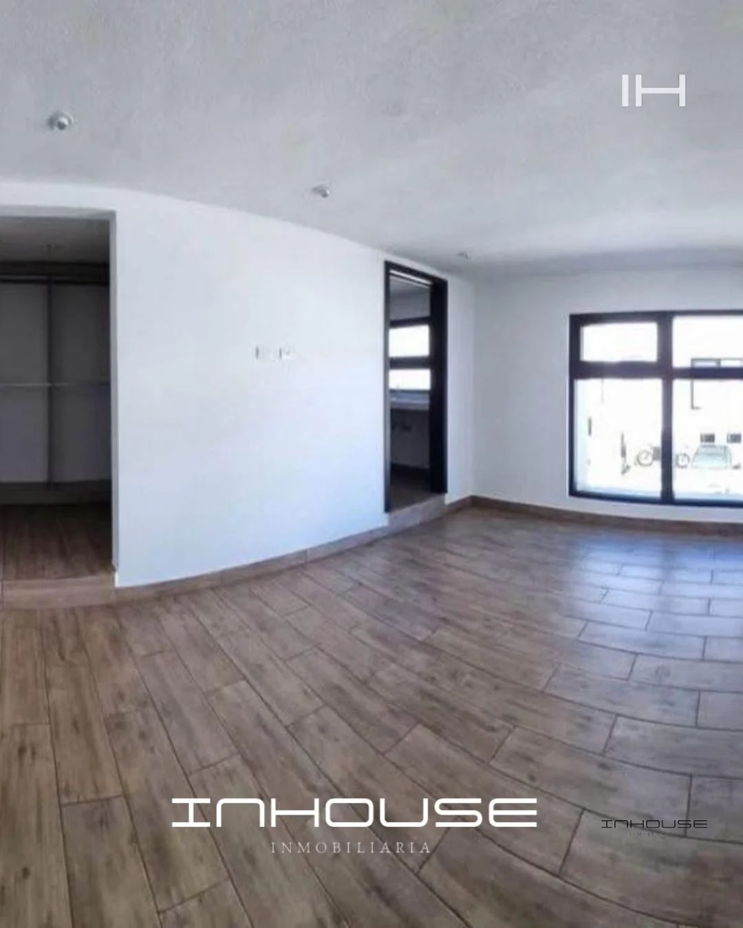 CASA EN VENTA EN SERENA DE ARRAZOLA - 11