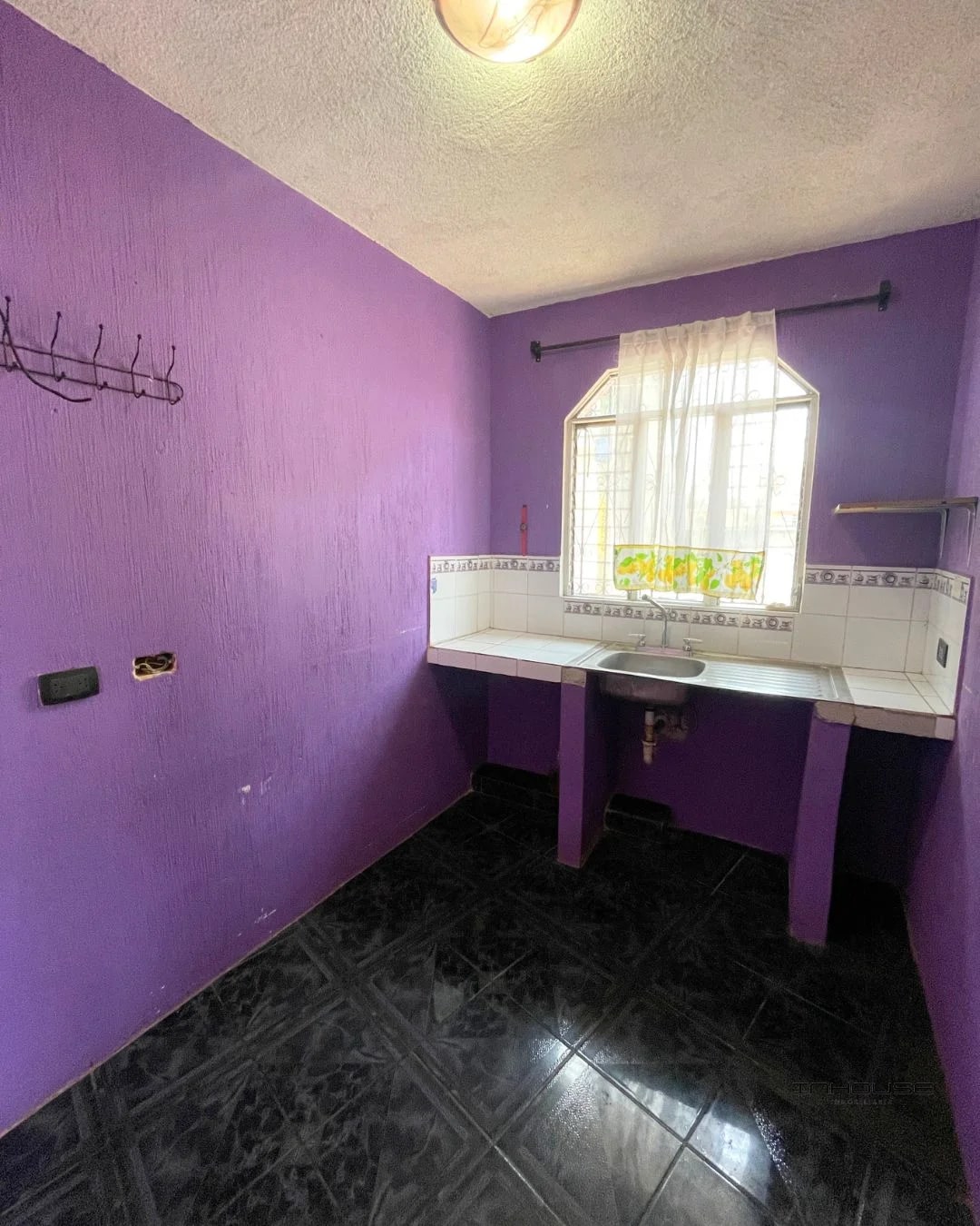 CASA EN VENTA EN ZONA 12 VILLA NUEVA (Frente al CENMA) - 7
