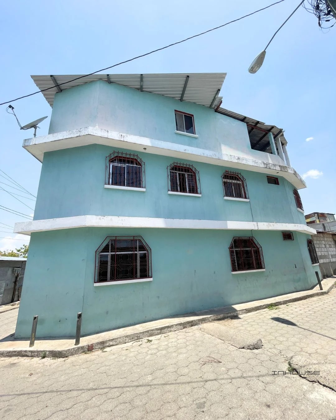 CASA EN VENTA EN ZONA 12 VILLA NUEVA (Frente al CENMA) - 1