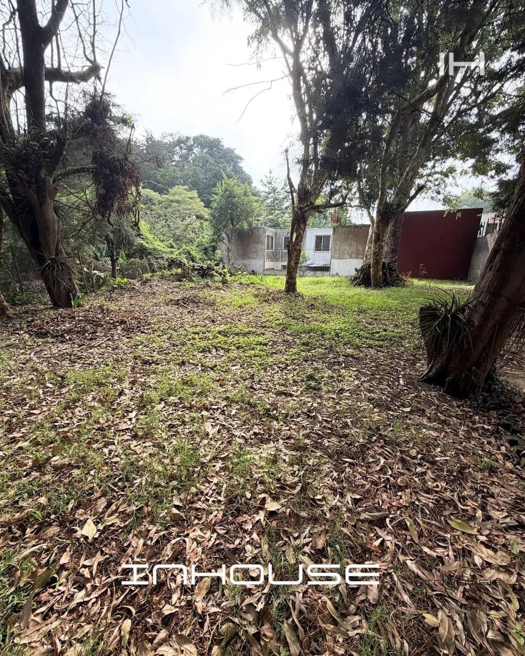 TERRENO EN VENTA DENTRO DE CONDOMINIO, JOYA DE ORO - 4