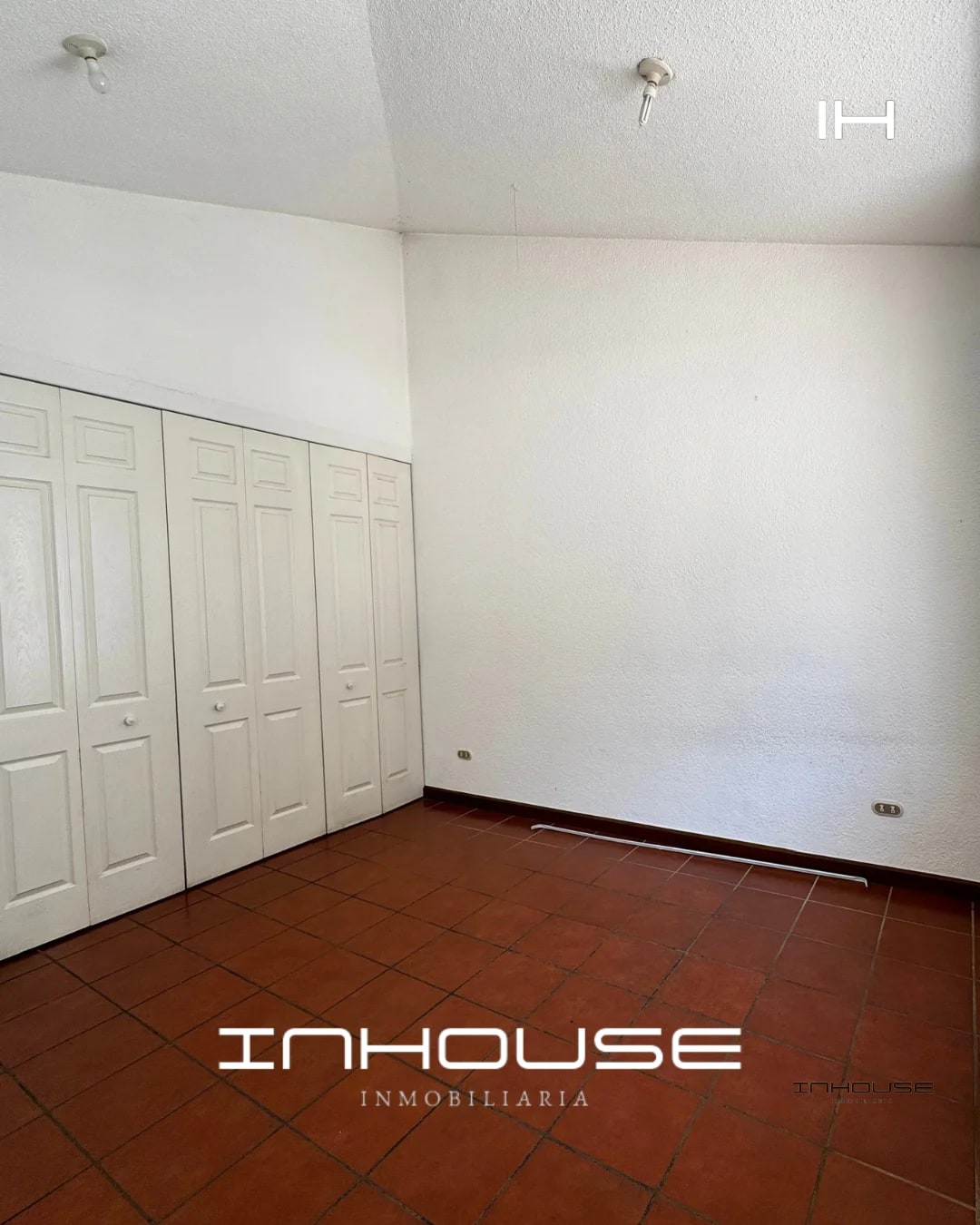 CASA EN VENTA EN SAN LUCAS — Casa vacacional en Venta en San Lucas Sacatepéquez, Sacatepéquez — foto 6 de 10