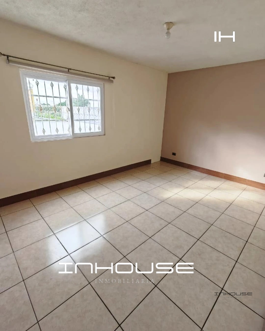 CASA EN VENTA EN ZONA 16 HACIENDA REAL — Casa en Venta en Hacienda Real, Zona 16, Guatemala, Ciudad — foto 6 de 10