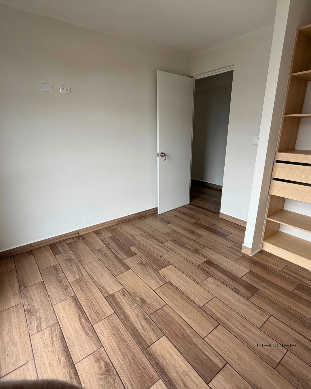 APARTAMENTO EN VENTA EN ZONA 16 CON BALCÓN EN NIVEL ALTO PARA ESTRENAR — Apartamento en Venta en Lares 16, Zona 16, Guatemala, Ciudad — foto 7 de 10