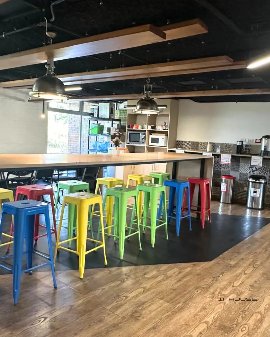 OFICINA EN VENTA ZONA 9 ETISA — Oficina en Venta en Zona 9, Guatemala, Ciudad — foto 3 de 10