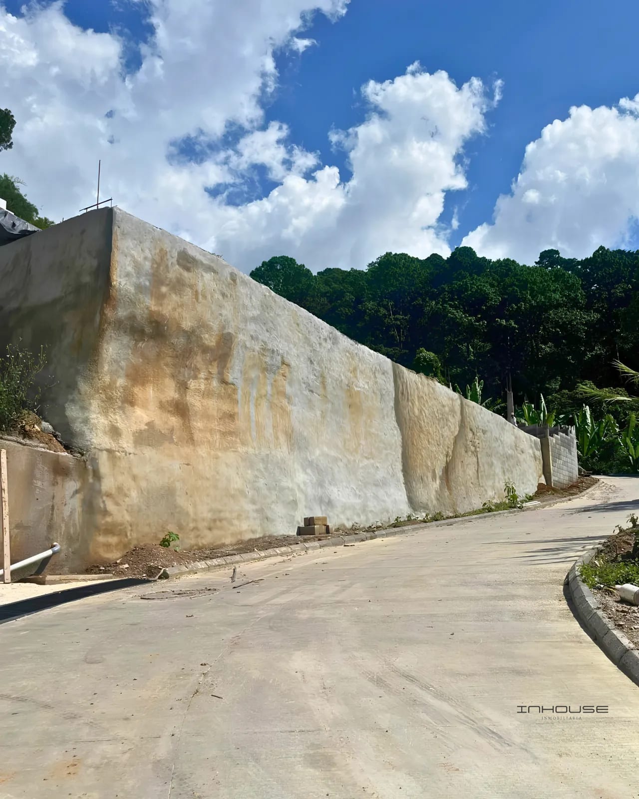 TERRENO EN VENTA EN CARRETERA -DOBLE ACCESO EN SANTA ROSALIA - — Terreno en Venta en Santa Rosalia La Laguna, Carretera a El Salvador, Guatemala, Ciudad — foto 7 de 10