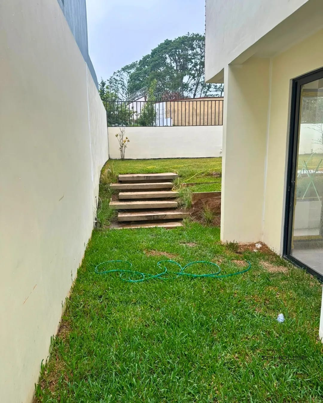 CASA EN VENTA EN CAES, ARRAZOLA KM 16.5 PARA ESTRENAR — Casa en Venta en Carretera a El Salvador, Guatemala, Ciudad — foto 4 de 10