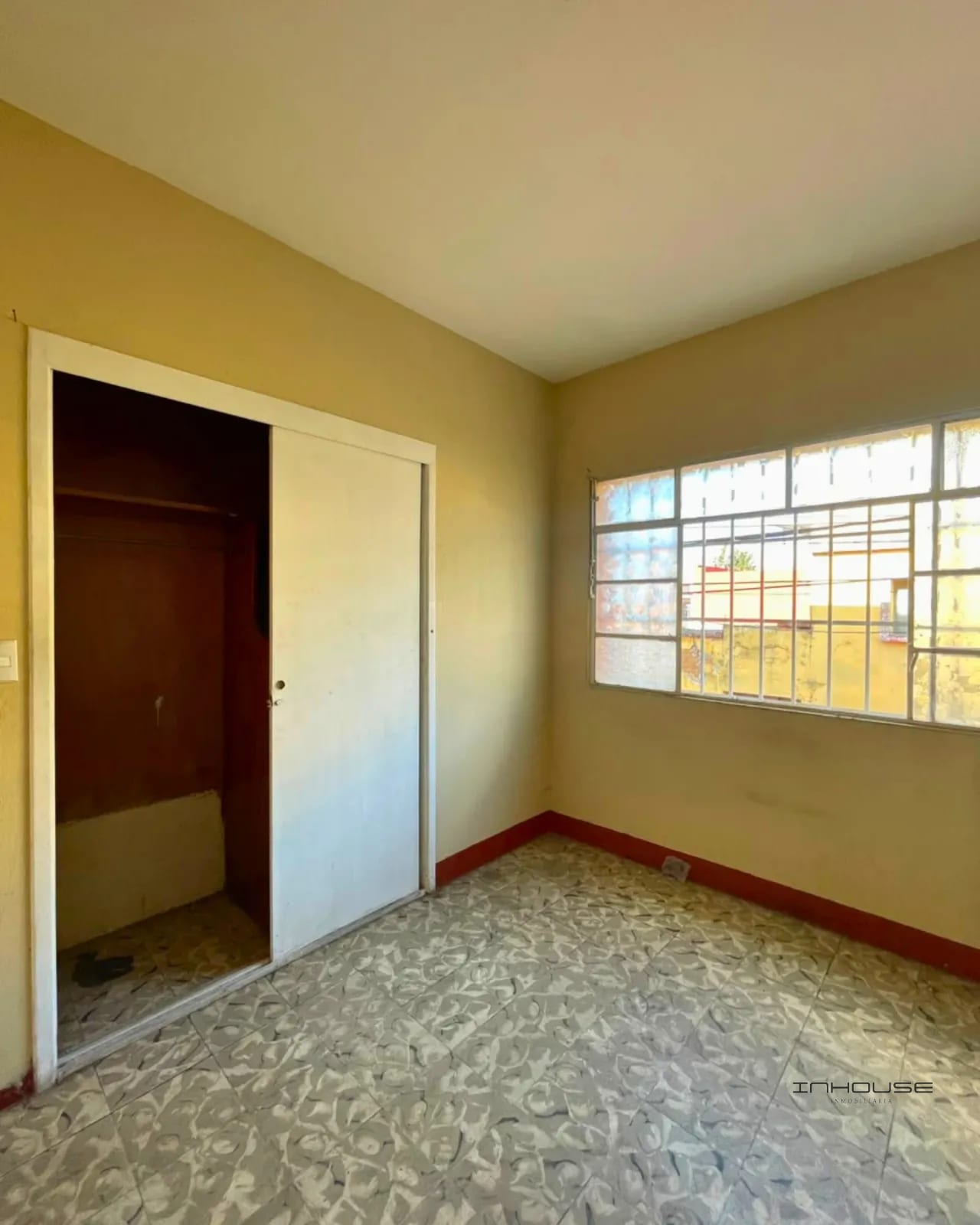 CASA EN RENTA EN ZONA 3 FUERA DE GARITA IDEAL PARA USO COMERCIAL — Casa en Alquiler en Zona 3, Guatemala, Ciudad — foto 6 de 9