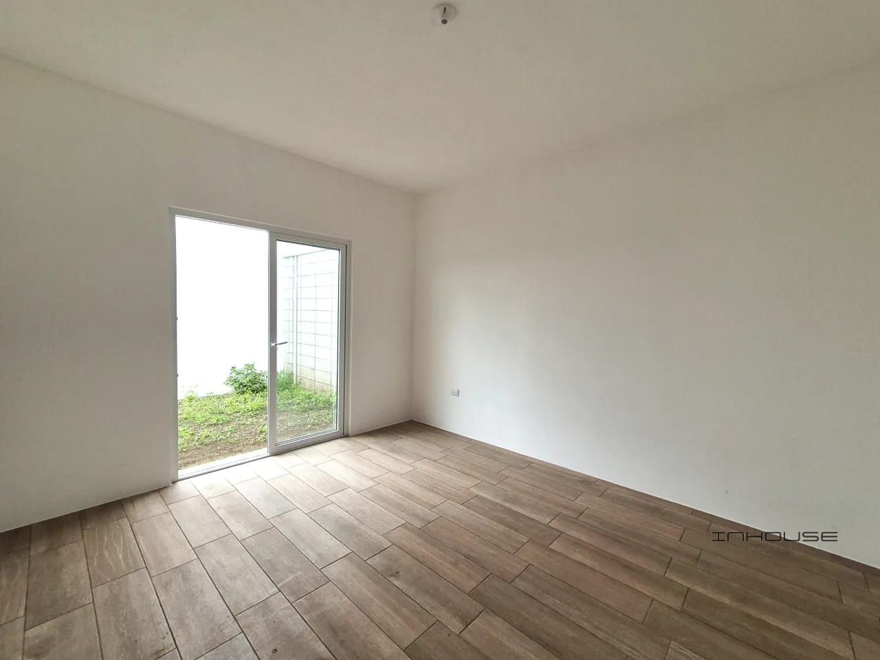 CASA EN VENTA KM 16.5 SECOYA DE ARRAZOLA — Casa en Venta en Carretera a El Salvador, Guatemala, Ciudad — foto 1 de 4