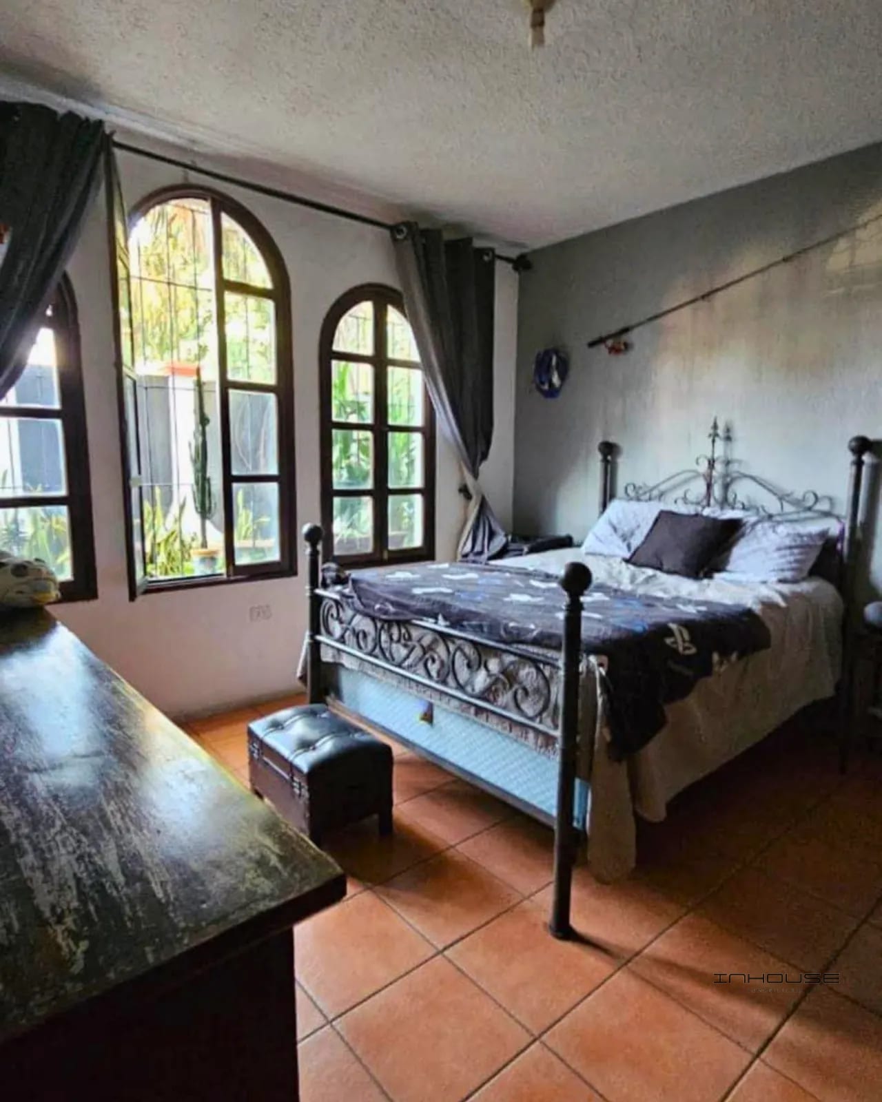 CASA EN VENTA EN SAN CRISTOBAL (A 1 CUADRA DE TORRE DE PINARES) — Casa en Venta en Zona 8 Mixco, Guatemala, Ciudad — foto 9 de 10