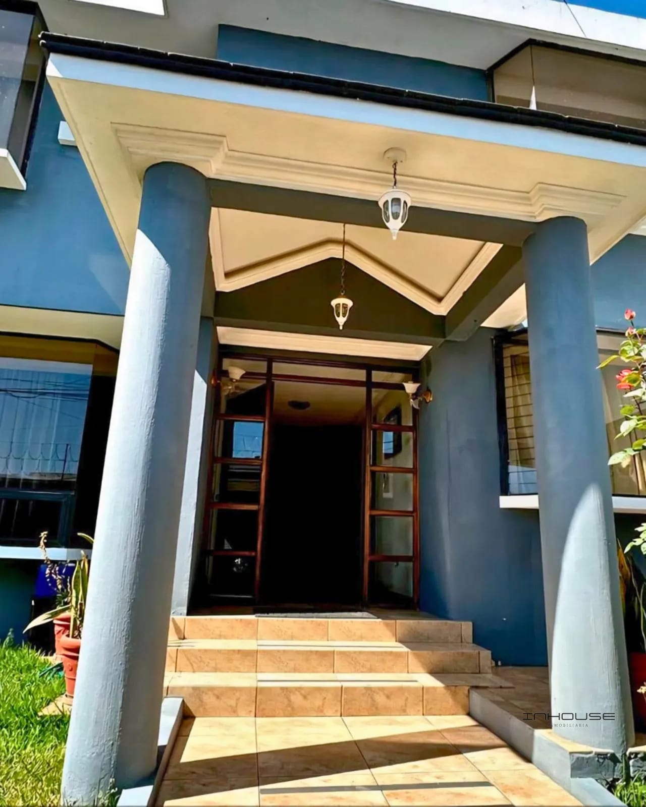 CASA EN VENTA EN SAN CRISTOBAL SECTOR B 3 — Casa en Venta en Zona 8 Mixco, Guatemala, Ciudad — foto 2 de 10