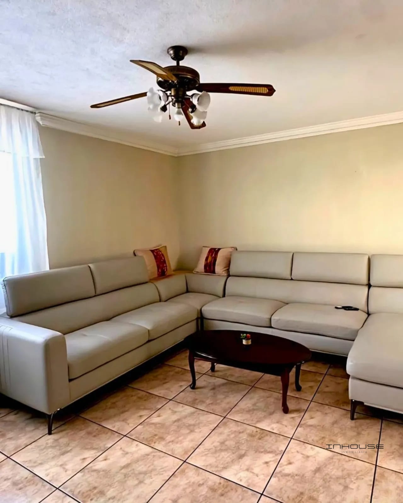 CASA EN VENTA EN SAN CRISTOBAL SECTOR B 3 — Casa en Venta en Zona 8 Mixco, Guatemala, Ciudad — foto 9 de 10