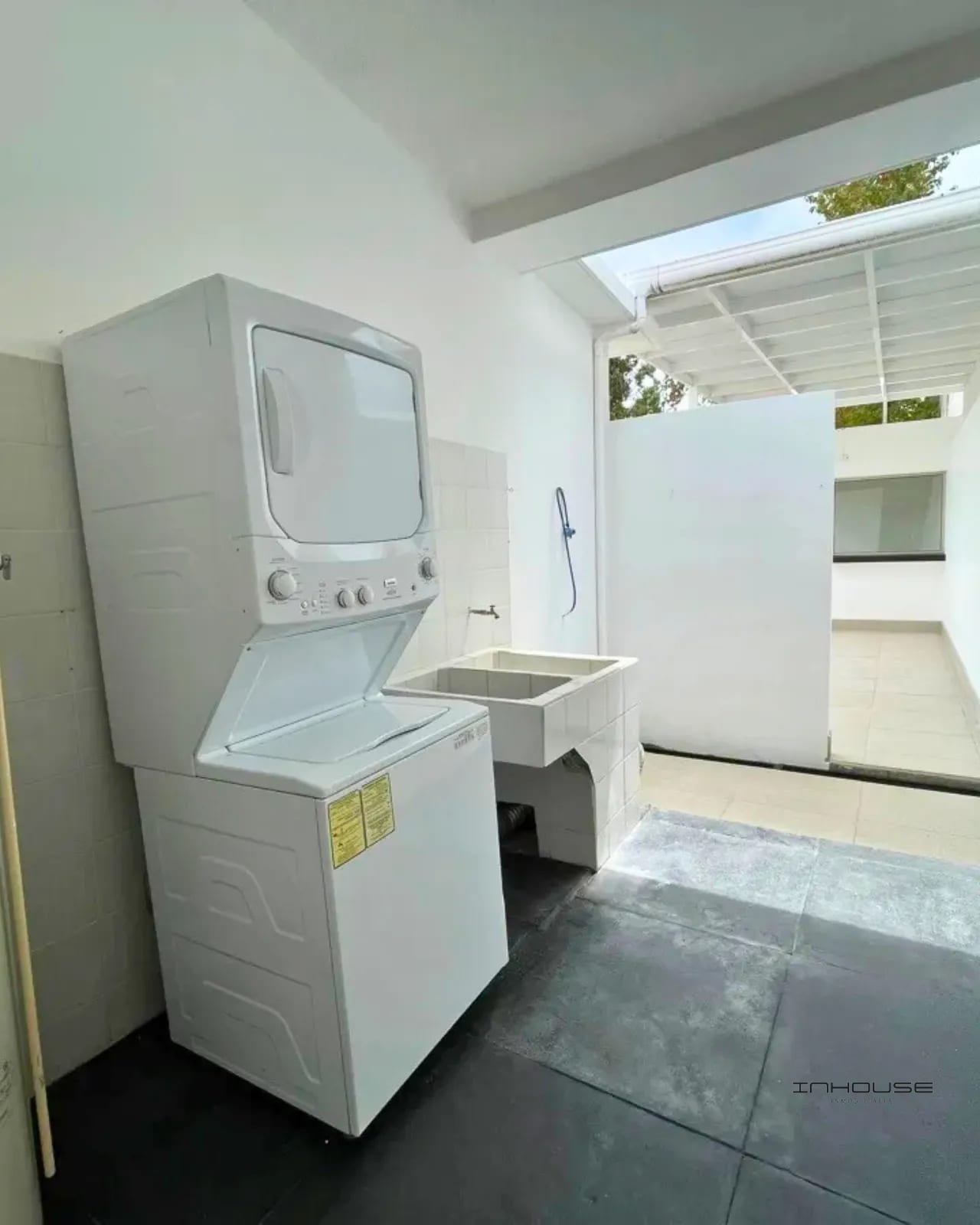 CASA EN RENTA ZONA 16 DE UN NIVEL JARDINES DE SAN ISIDRO — Casa en Alquiler en Jardines de San Isidro, Zona 16, Guatemala, Ciudad — foto 8 de 10