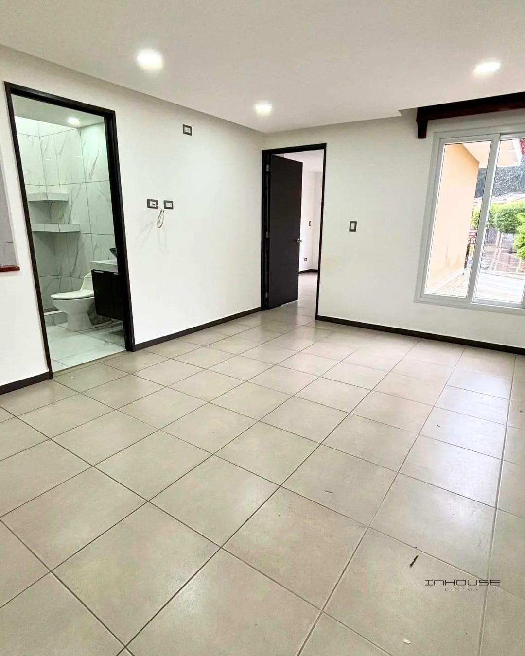 CASA EN VENTA CAES KM 19 -CUMBRES DE LA ARBOLEDA - — Casa en Venta en Carretera a El Salvador, Guatemala, Ciudad — foto 7 de 11
