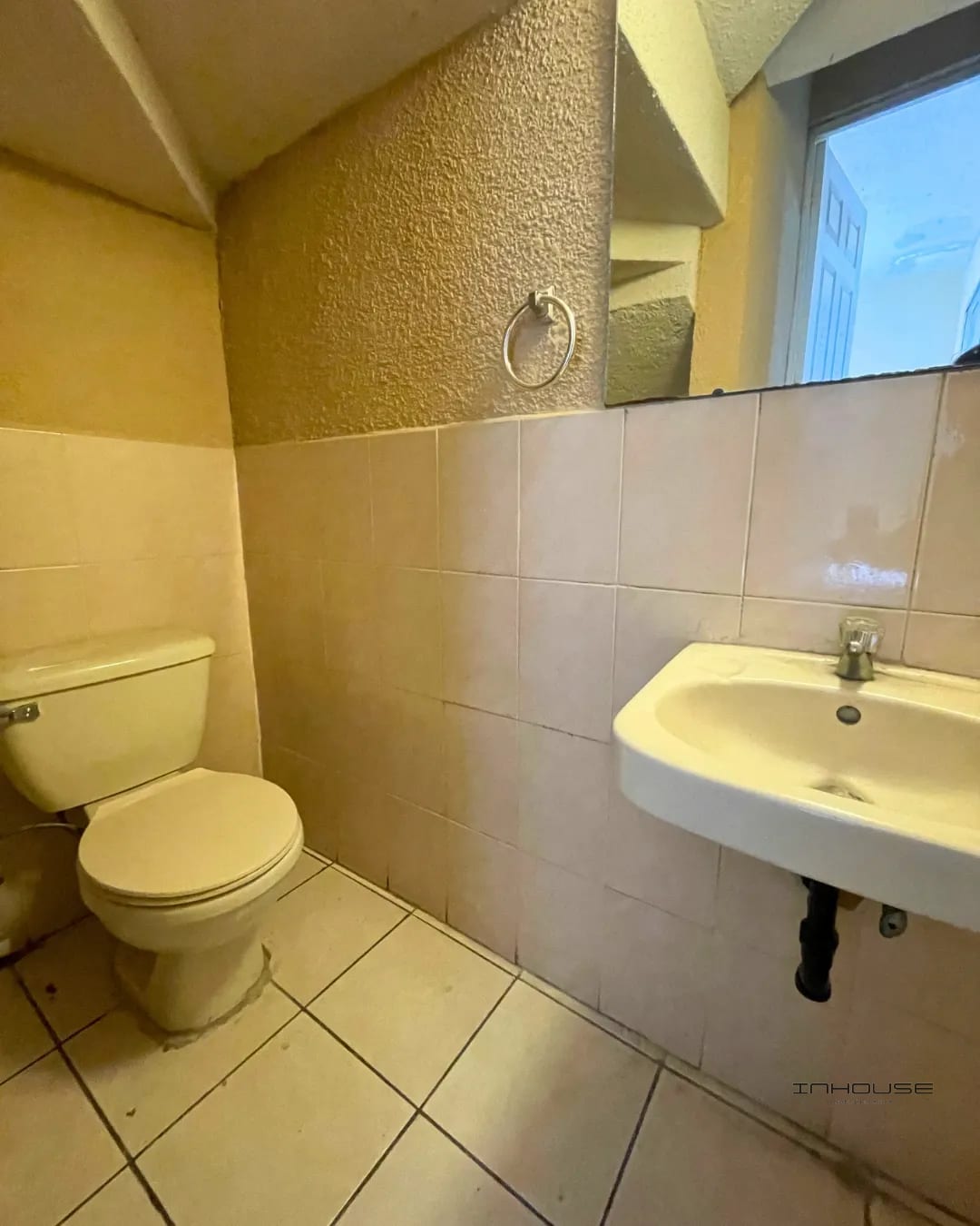CASA EN RENTA EN SAN CRISTOBAL JACARANDAS — Apartamento en Alquiler en Zona 8 Mixco, Guatemala, Ciudad — foto 8 de 10