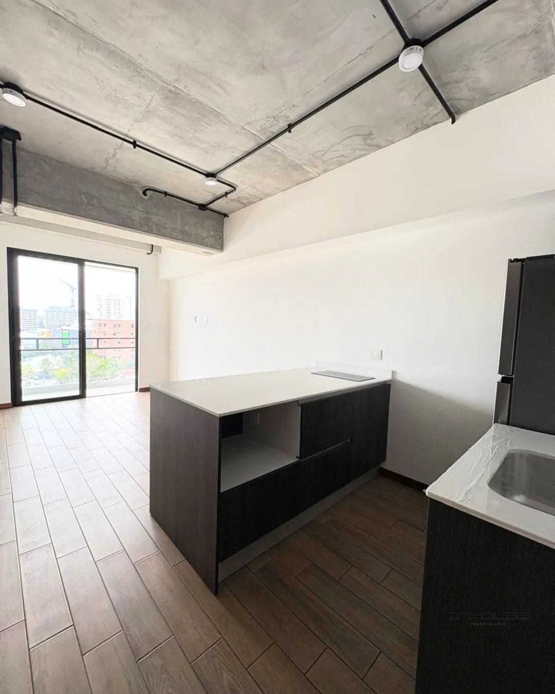 APARTAMENTO EN RENTA ZONA 4 INARA PARA ESTRENAR EN NIVEL ALTO — Apartamento en Alquiler en Zona 4, Guatemala, Ciudad — foto 5 de 10