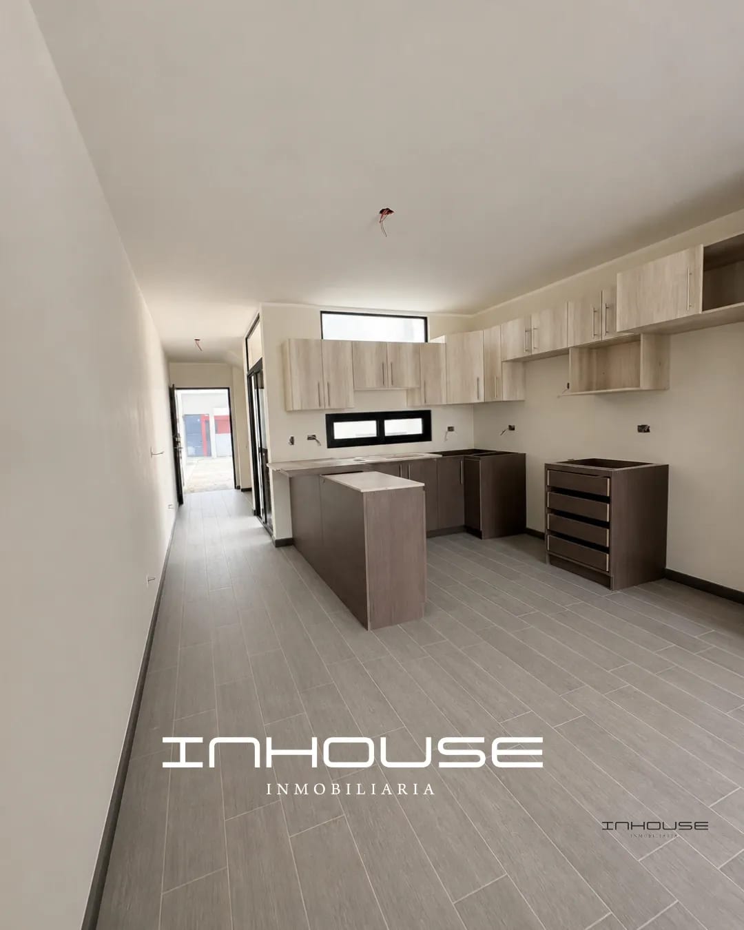 CASA EN VENTA EN ZONA 16 PARA ESTRENAR — Casa en Venta en Hacienda Real, Zona 16, Guatemala, Ciudad — foto 4 de 7