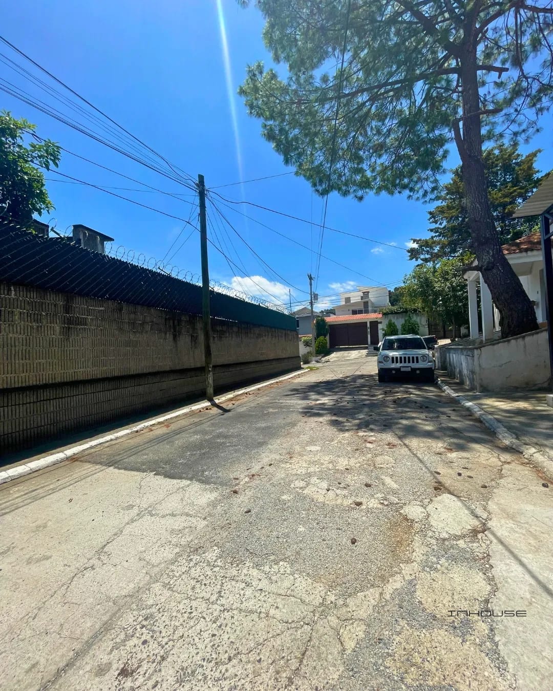 PROPIEDAD EN VENTA EN ZONA 6 DE MIXCO –YUMAR- — Casa en Venta en Zona 6 Mixco, Guatemala, Ciudad — foto 6 de 8