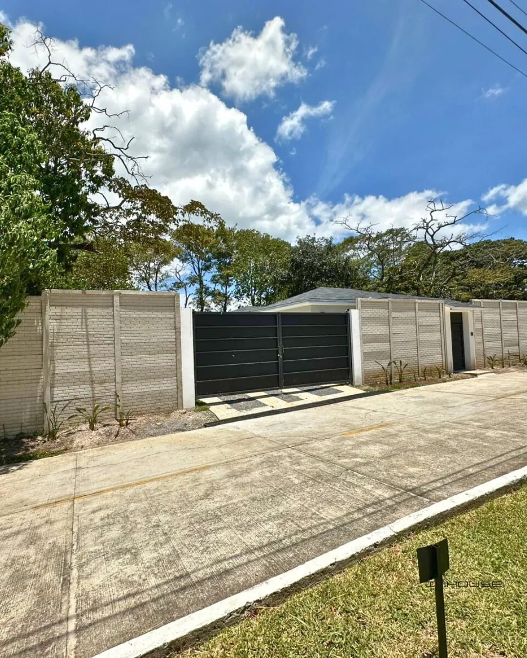 CASA EN VENTA CARRETERA A EL SALVADOR, KM 25. PARA ESTRENAR — Casa en Venta en km 21-25, Carretera a El Salvador, Guatemala, Ciudad — foto 2 de 15