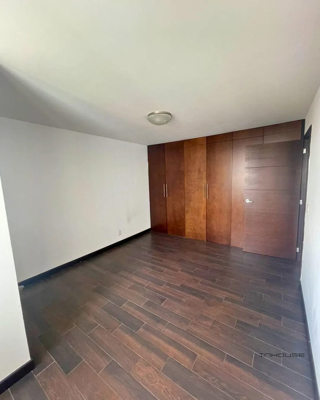 APARTAMENTO EN RENTA ZONA 14 — Apartamento en Alquiler en Zona 14, Guatemala, Ciudad — foto 6 de 10