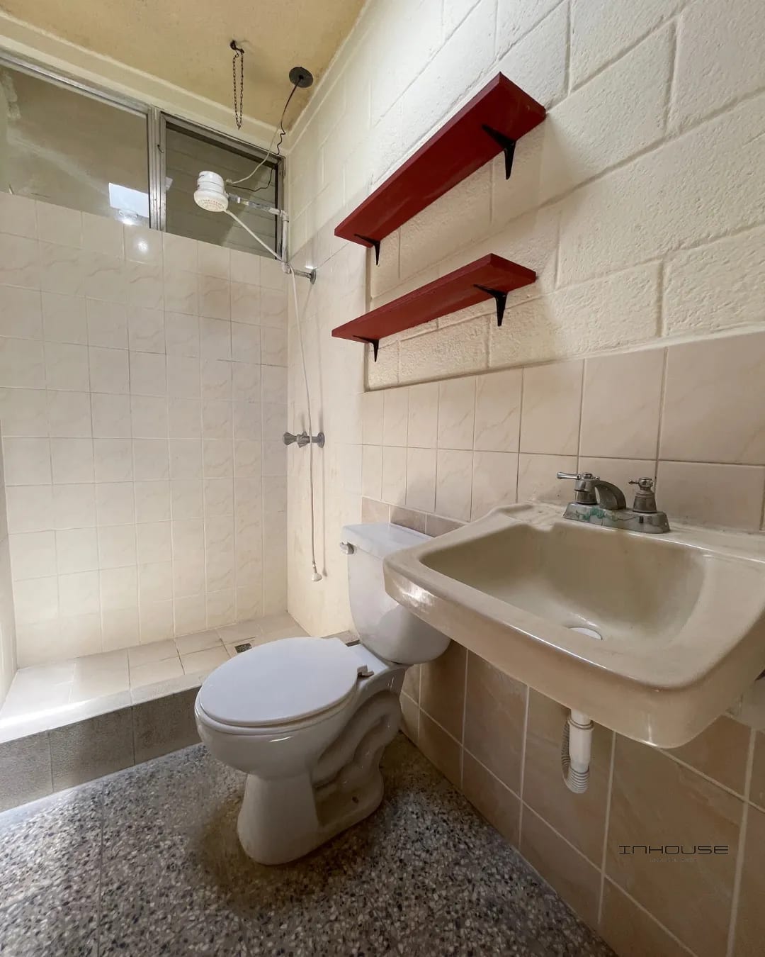 CASA EN VENTA EN VILLA NUEVA DENTRO DE AGARITA -UN NIVEL- — Casa en Venta en Villa Nueva, Guatemala, Ciudad — foto 7 de 11