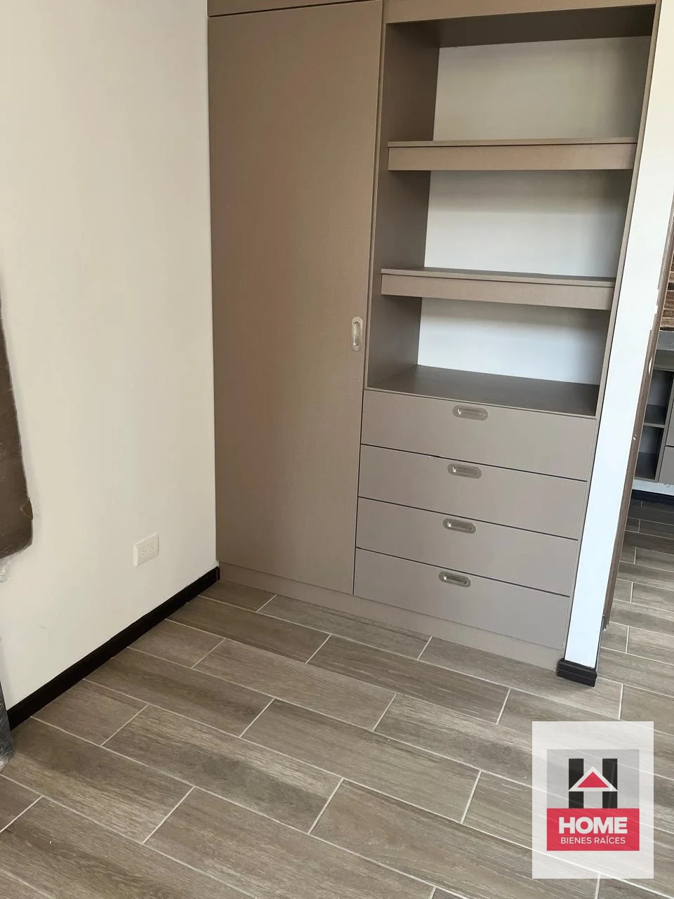 BONITO APARTAMENTO EN VENTA PARA ESTRENAR MUY CERCA OAKLAND MALL — Apartamento en Venta en Biko, Zona 10, Guatemala, Ciudad — foto 6 de 10