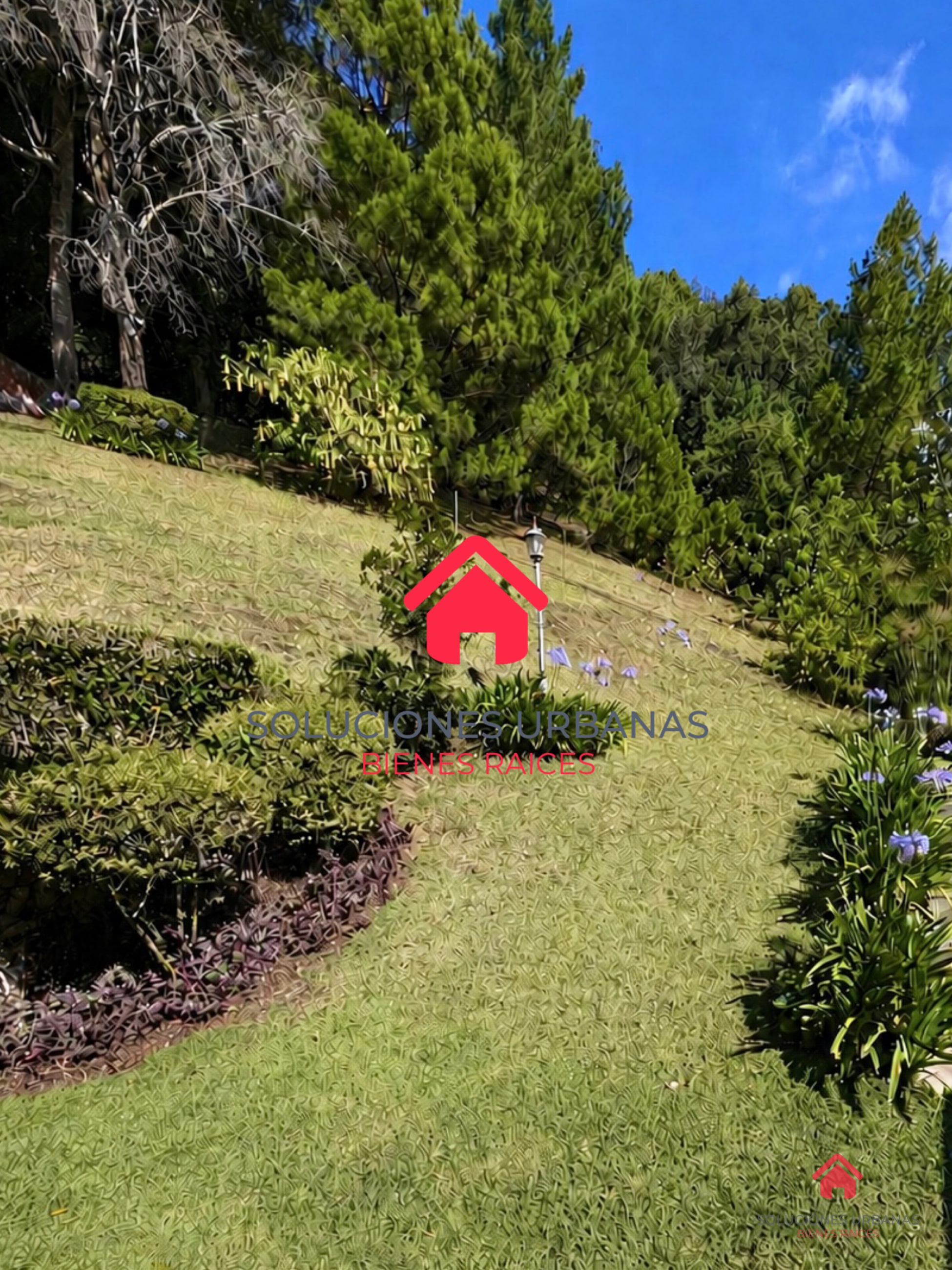 LINDA CASA COLINAS DE CASTEL — Casa en Venta en Colinas de Castel, Carretera a El Salvador, Guatemala, Ciudad — foto 9 de 10