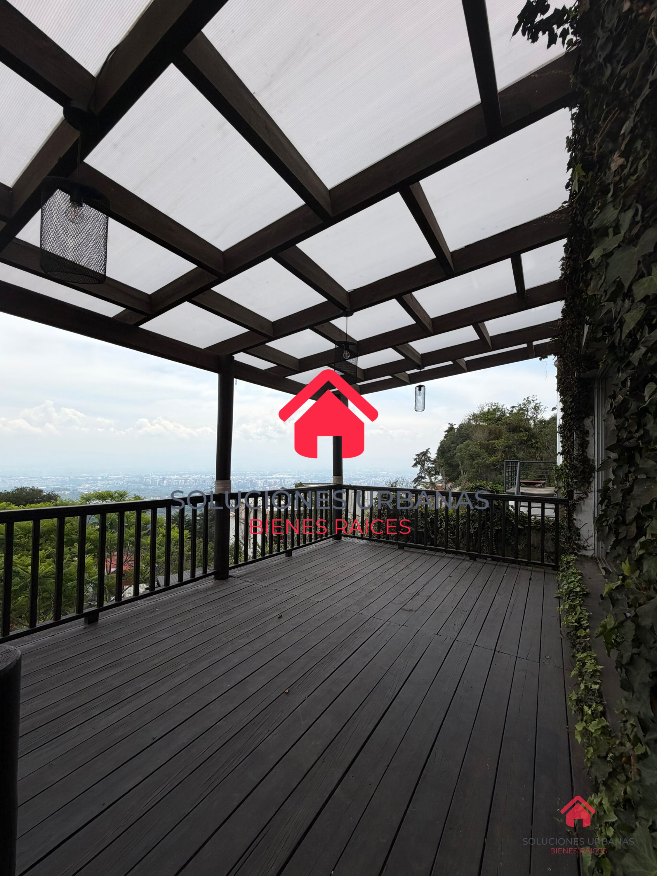 MODERNA CASA CON ESPECTACULAR VISTA — Casa en Alquiler en Alto Valle, Carretera a El Salvador, Guatemala, Ciudad — foto 11 de 11