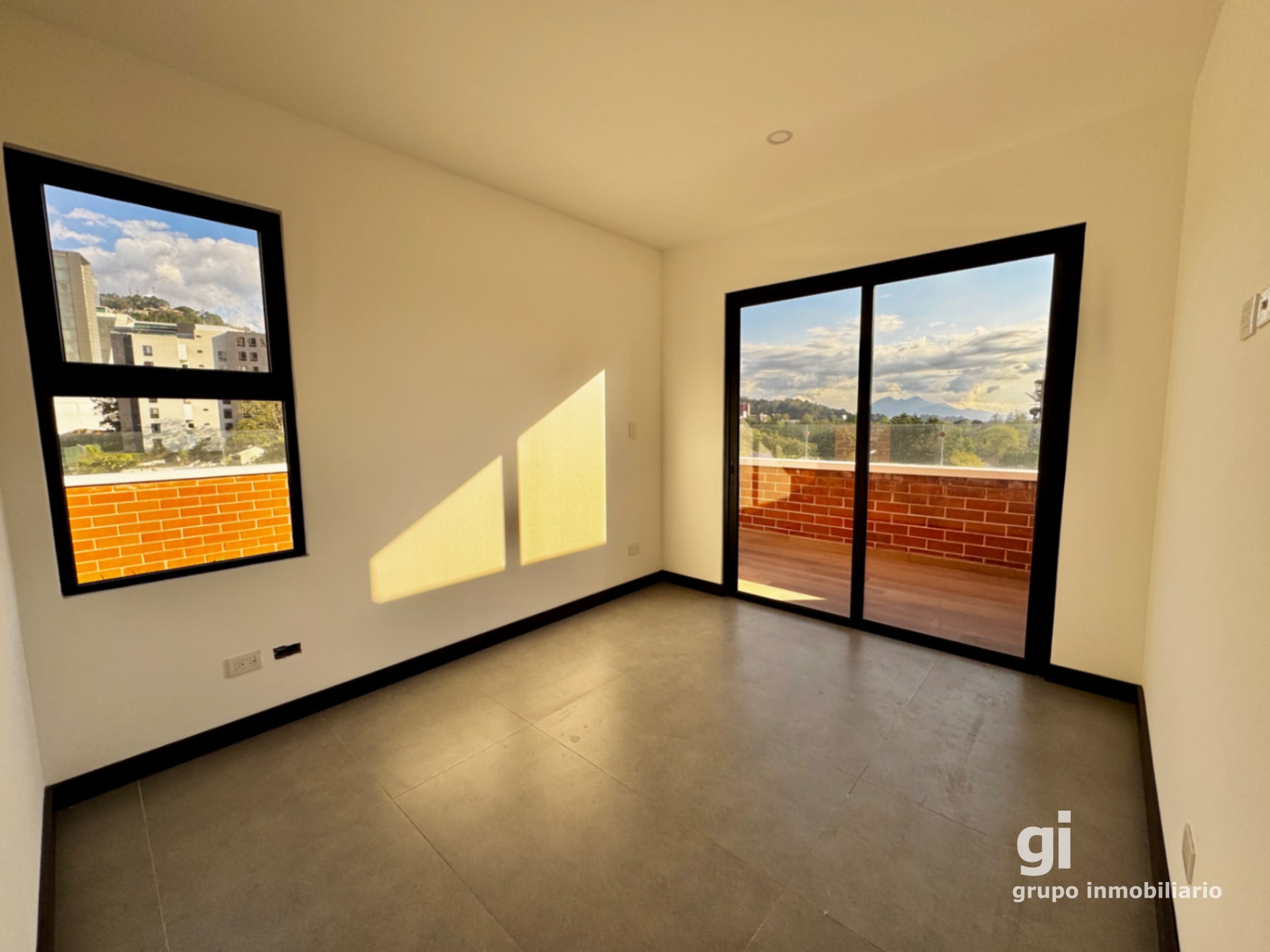 Apartamento con jardín y vista en zona 15, 3 dormitorios. — Apartamento en Venta en Zona 15, Guatemala, Ciudad — foto 9 de 13