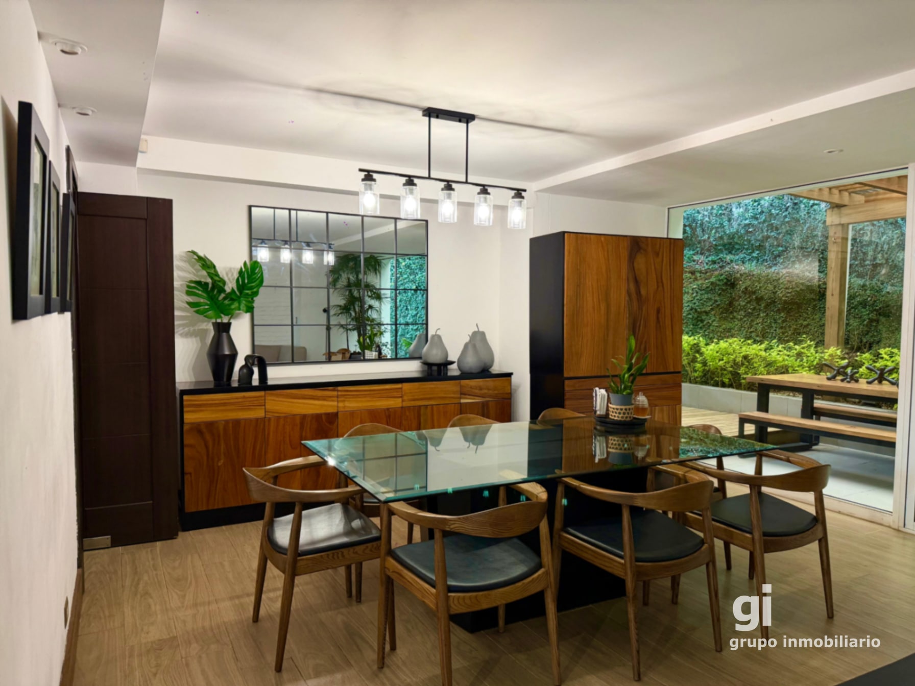 Hermosa casa en venta zona 16 dentro de condominio a 4 min de Cayala — Casa en Venta en Zona 16, Guatemala, Ciudad — foto 8 de 10