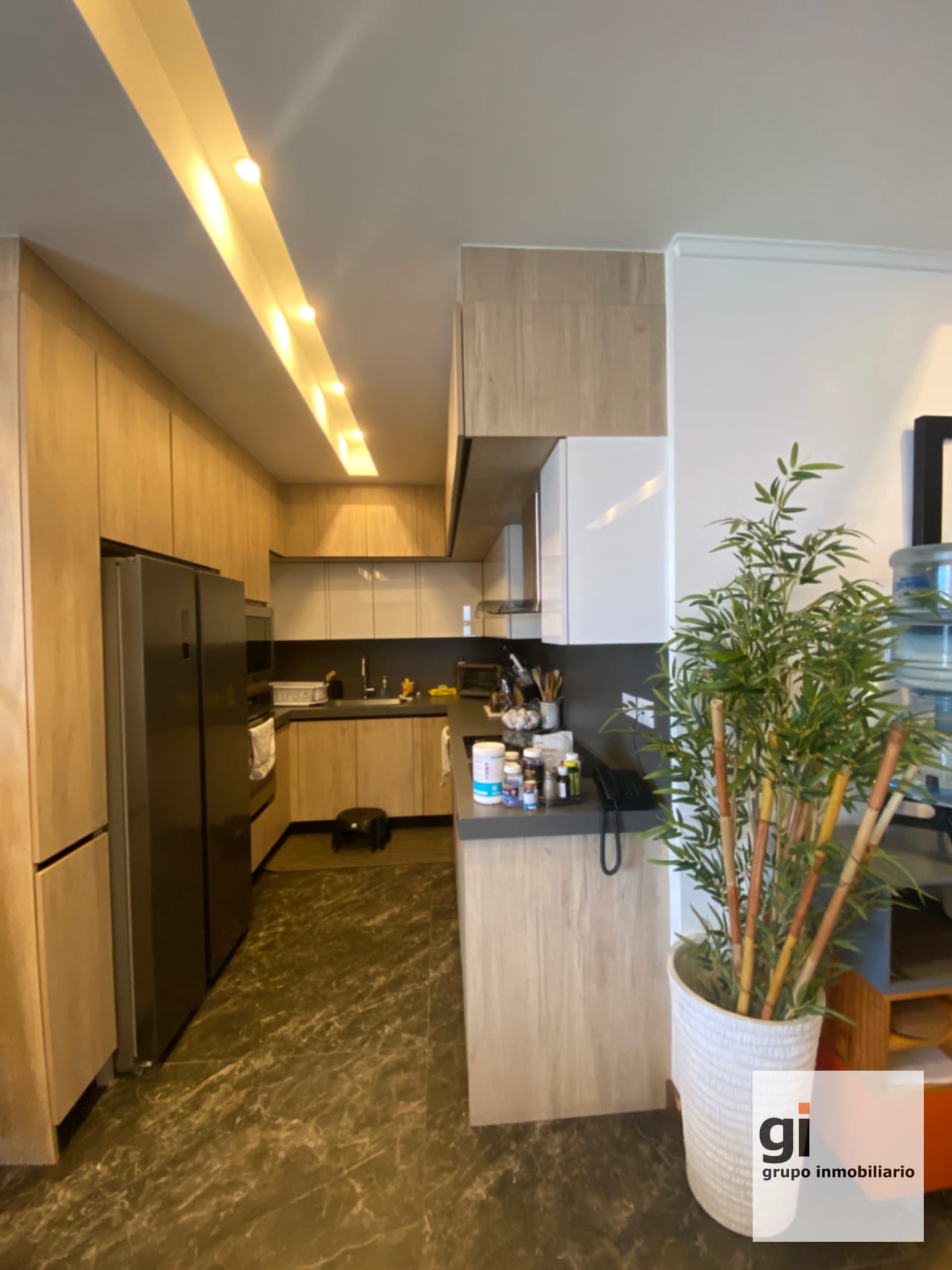 Excelente Apartamento en Alquiler en Zona 10 — Apartamento en Alquiler en 13-50, Zona 10, Guatemala, Ciudad — foto 3 de 14