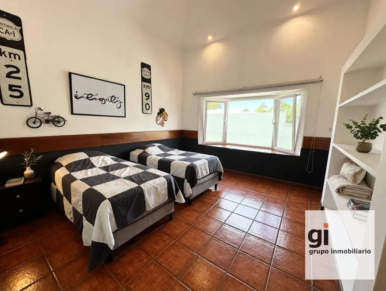 CASA EN ZONA 10. GRAN OPORTUNIDAD — Casa en Venta en Zona 10, Guatemala, Ciudad — foto 5 de 12