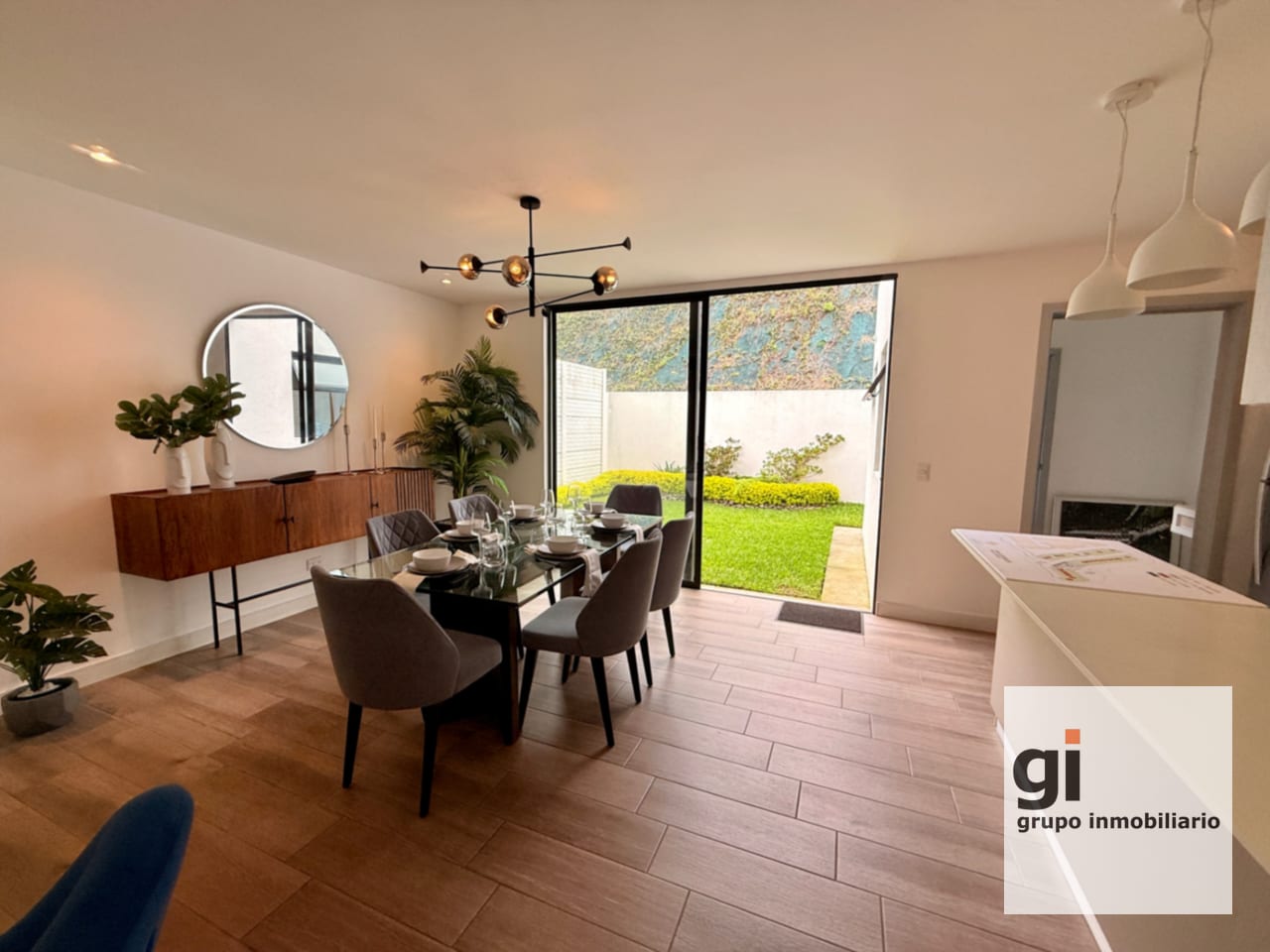 Casa en venta - Image 2