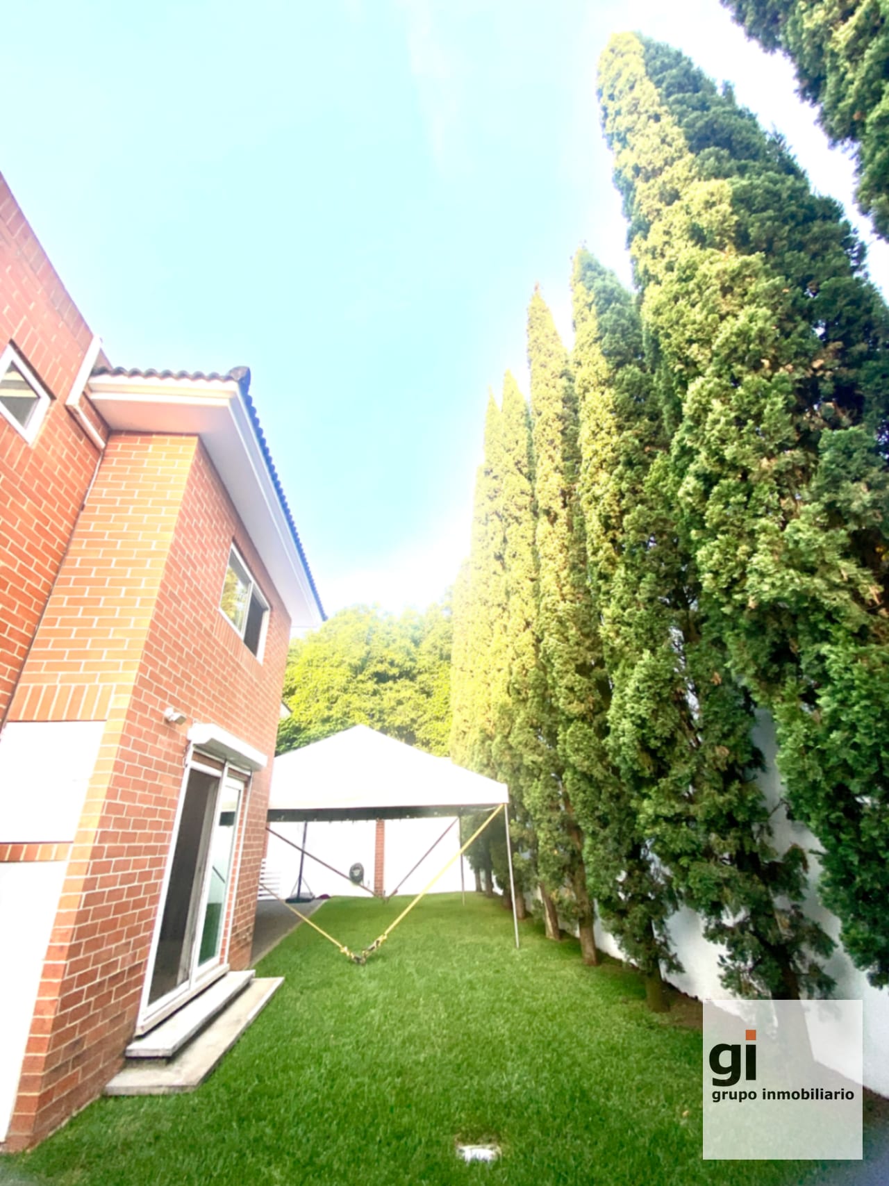 Preciosa Casa en Venta en Zona 16 — Casa en Venta en Jardines de San Isidro, Zona 16, Guatemala, Ciudad — foto 12 de 17