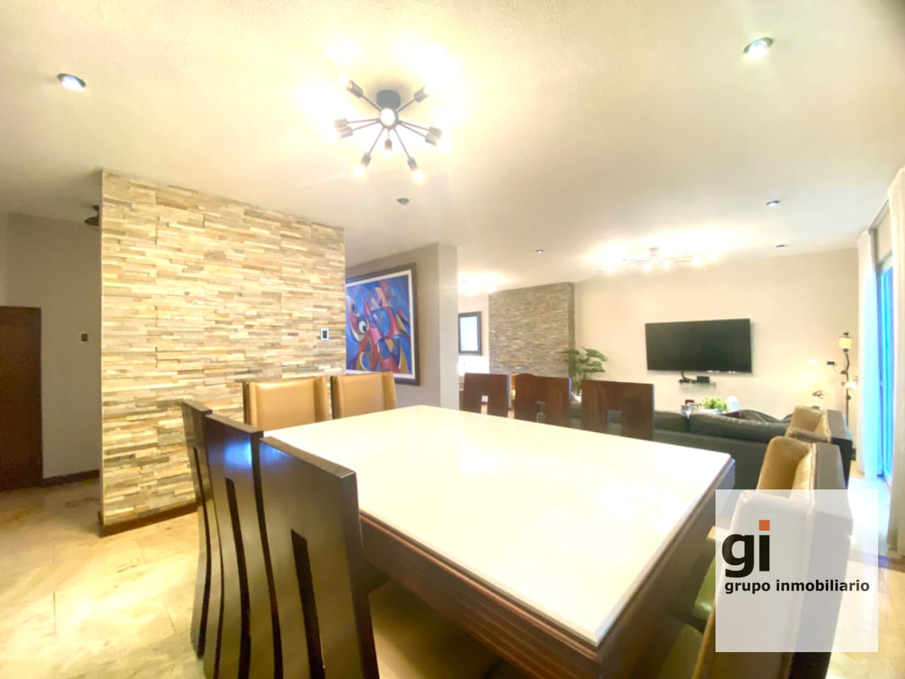 Preciosa Casa en Venta en Zona 16 — Casa en Venta en Jardines de San Isidro, Zona 16, Guatemala, Ciudad — foto 16 de 17