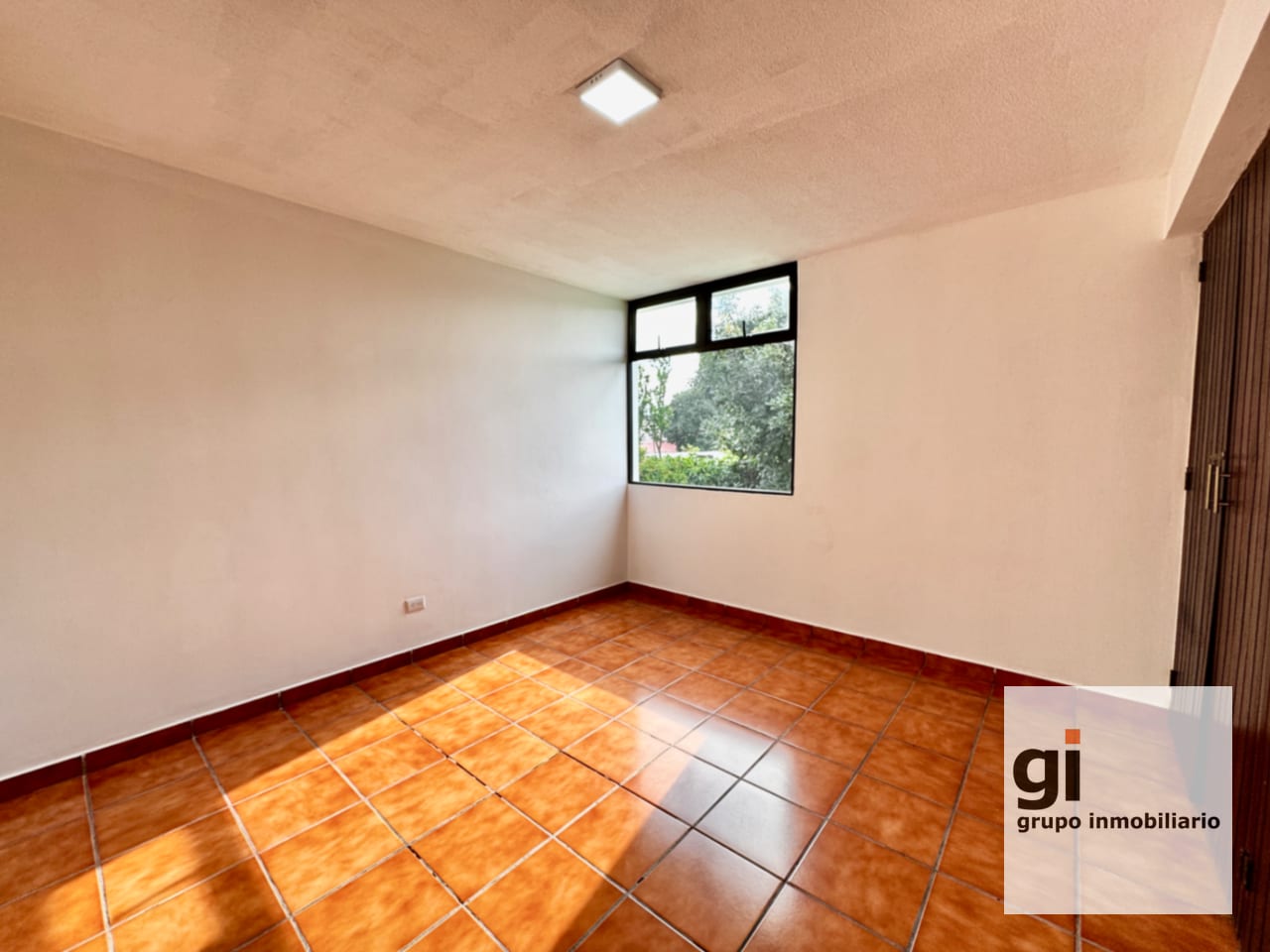 Casa en alquiler para oficinas o vivienda, zona 14. La Villa — Casa en Alquiler en Zona 14, Guatemala, Ciudad — foto 15 de 16